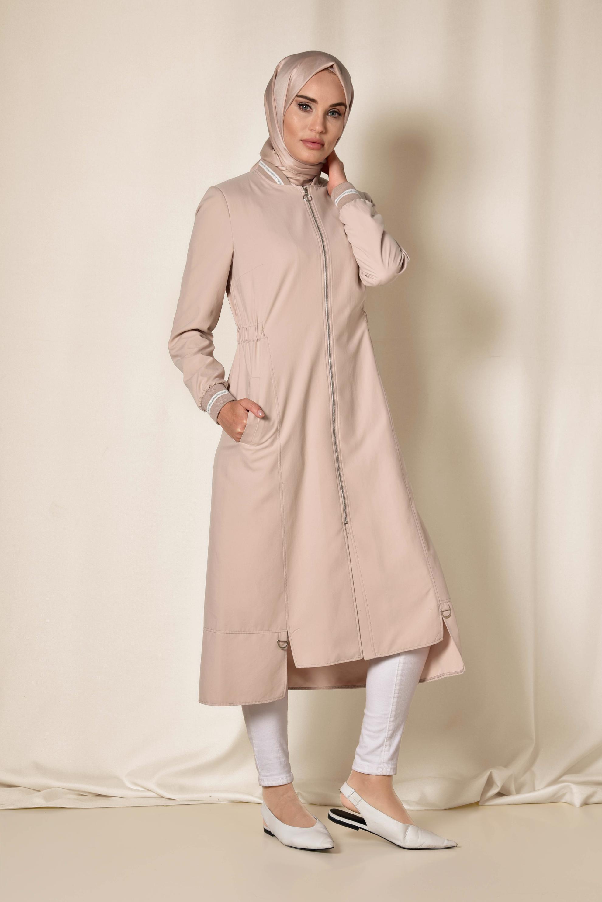 Tesettür giyim PUDRA BELİ BÜZGÜLÜ FERMUARLI TRENÇKOT 1413 