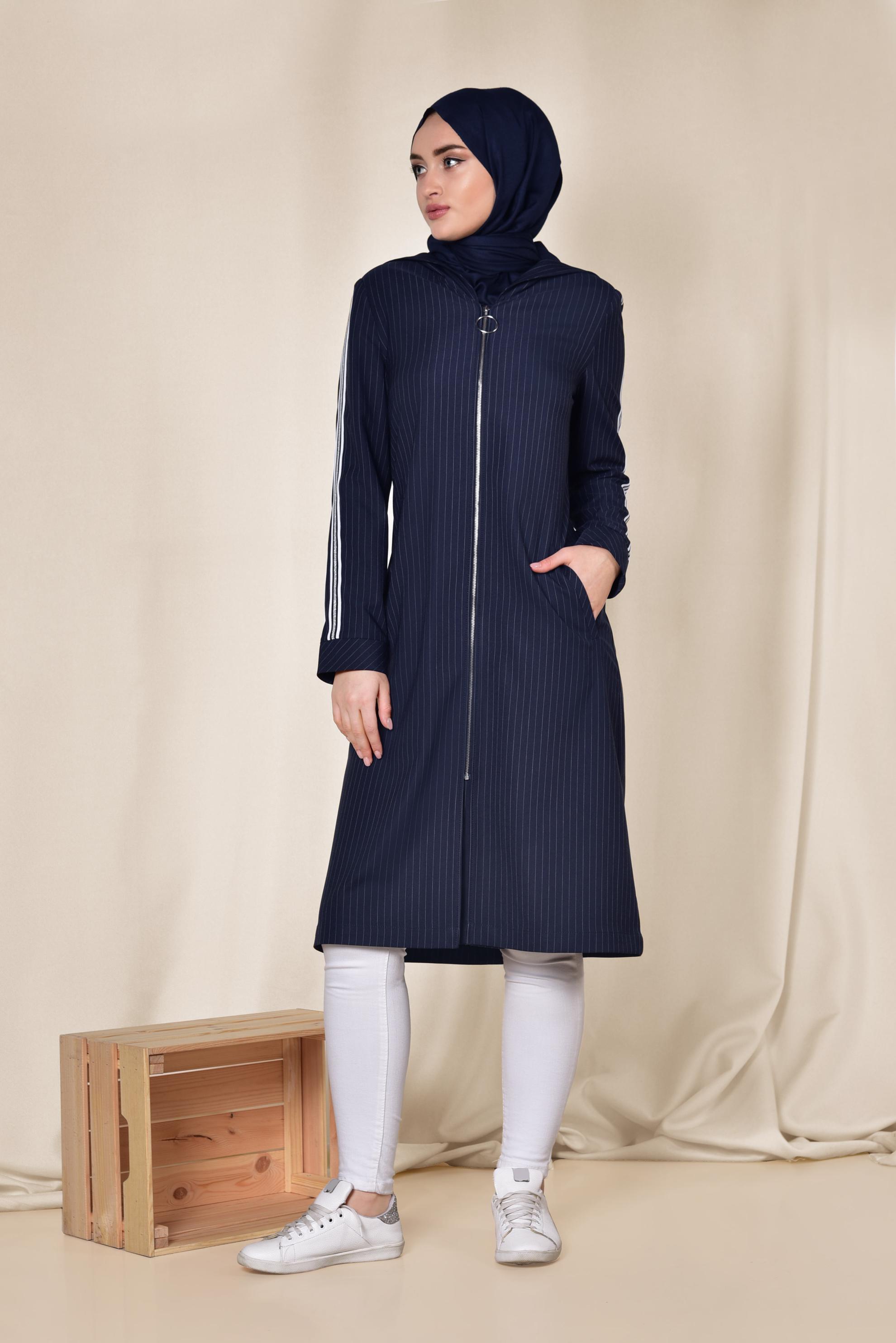 Tesettür giyim LACİVERT KOLLARI ŞERİTLİ ÇİZGİ DESENLİ TRENÇKOT 1416
