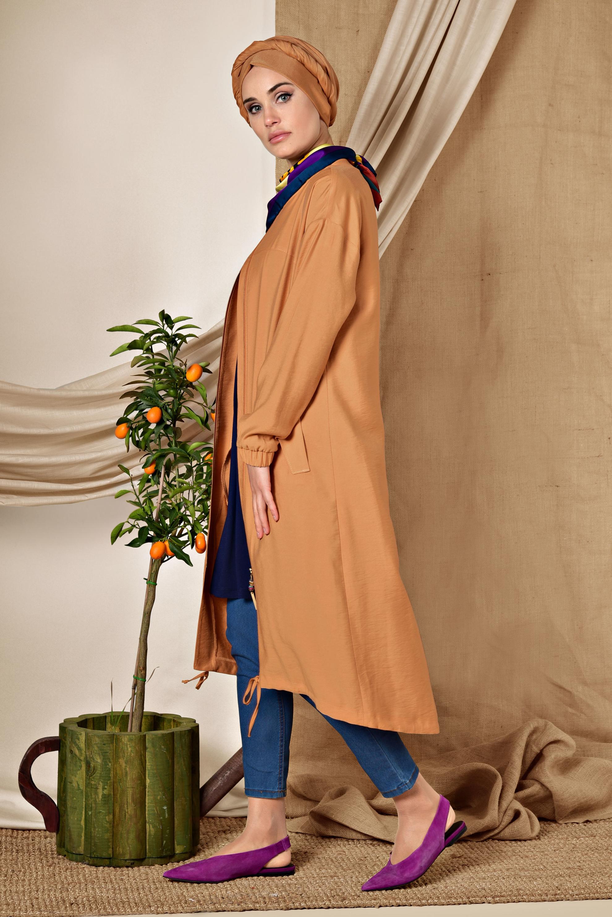 Tesettür giyim TURUNCU YUVARLAK YAKA FERMUARLI TRENÇKOT 1418