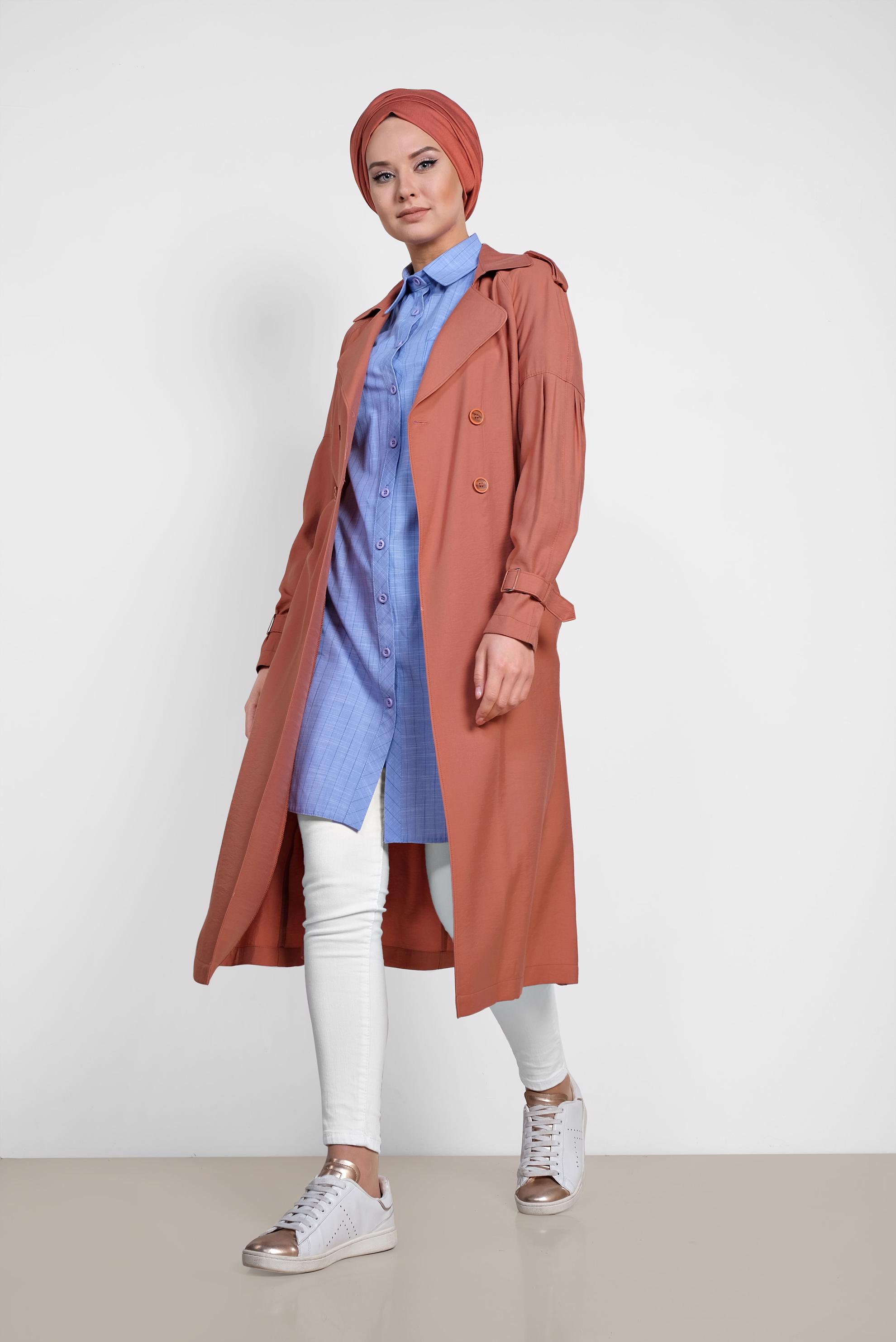 Tesettür giyim TURUNCU DÜĞMELİ VE KEMERLİ SPOR TRENÇKOT 1429