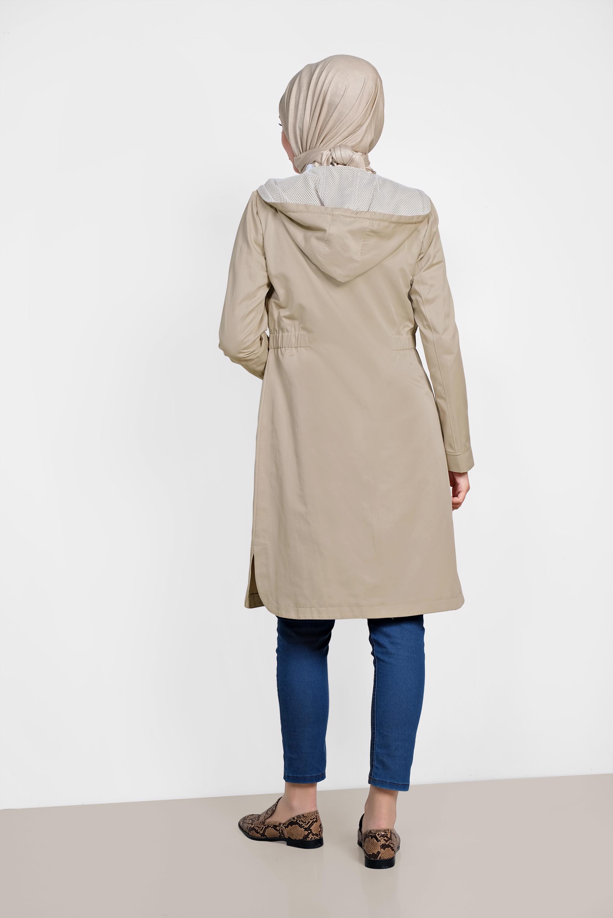 Tesettür giyim BEJ ÖNDEN FERMUARLI KAPÜŞONLU TRENÇKOT 1437