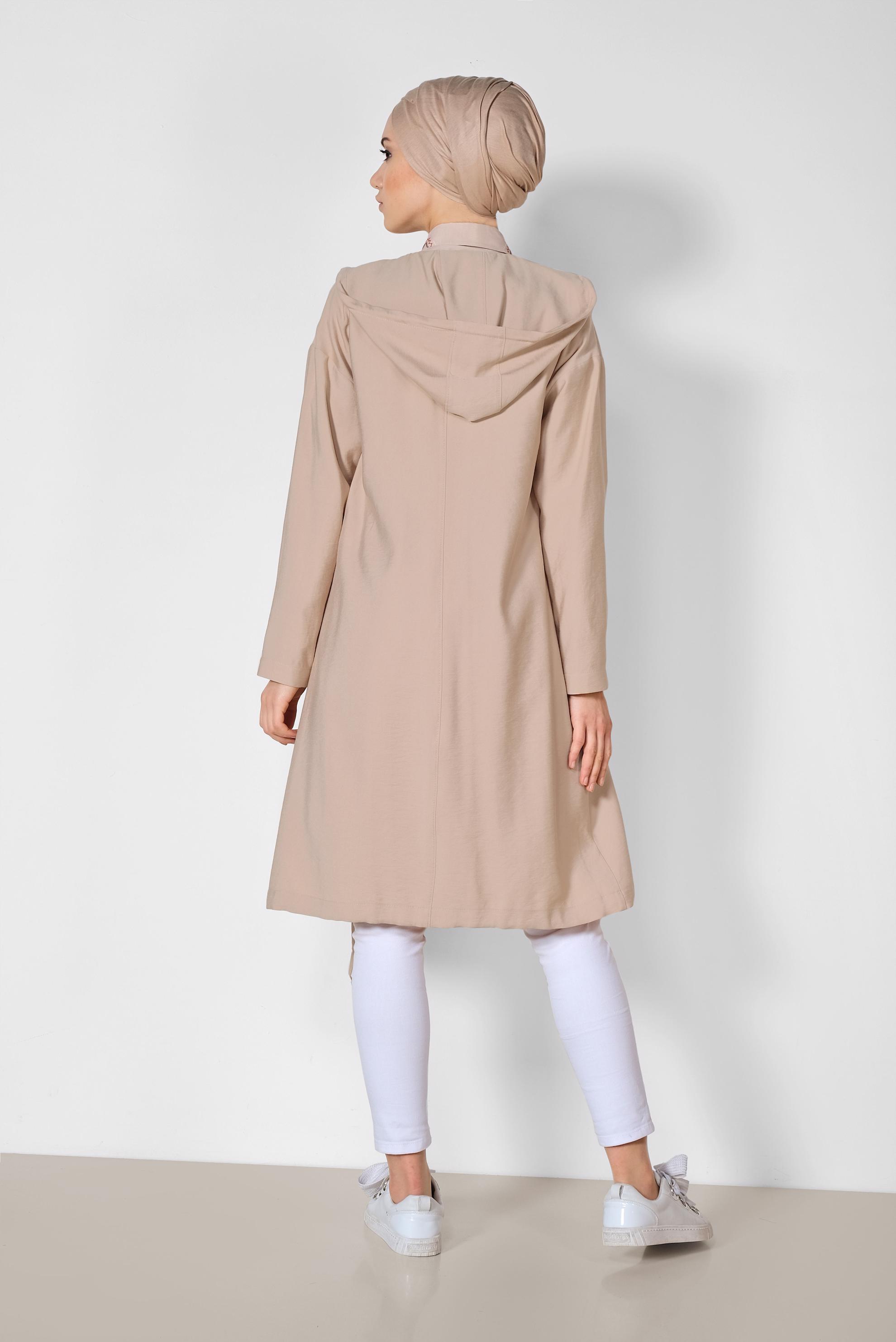 Tesettür giyim BEJ KAPÜŞONLU ÇITÇITLI SPOR TRENÇKOT 1440
