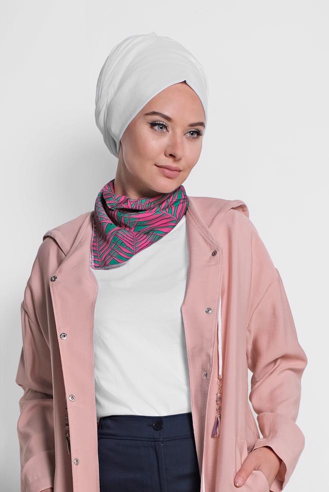 Tesettür giyim  KAPÜŞONLU ÇITÇITLI SPOR TRENÇKOT 1440 - ALVİNA