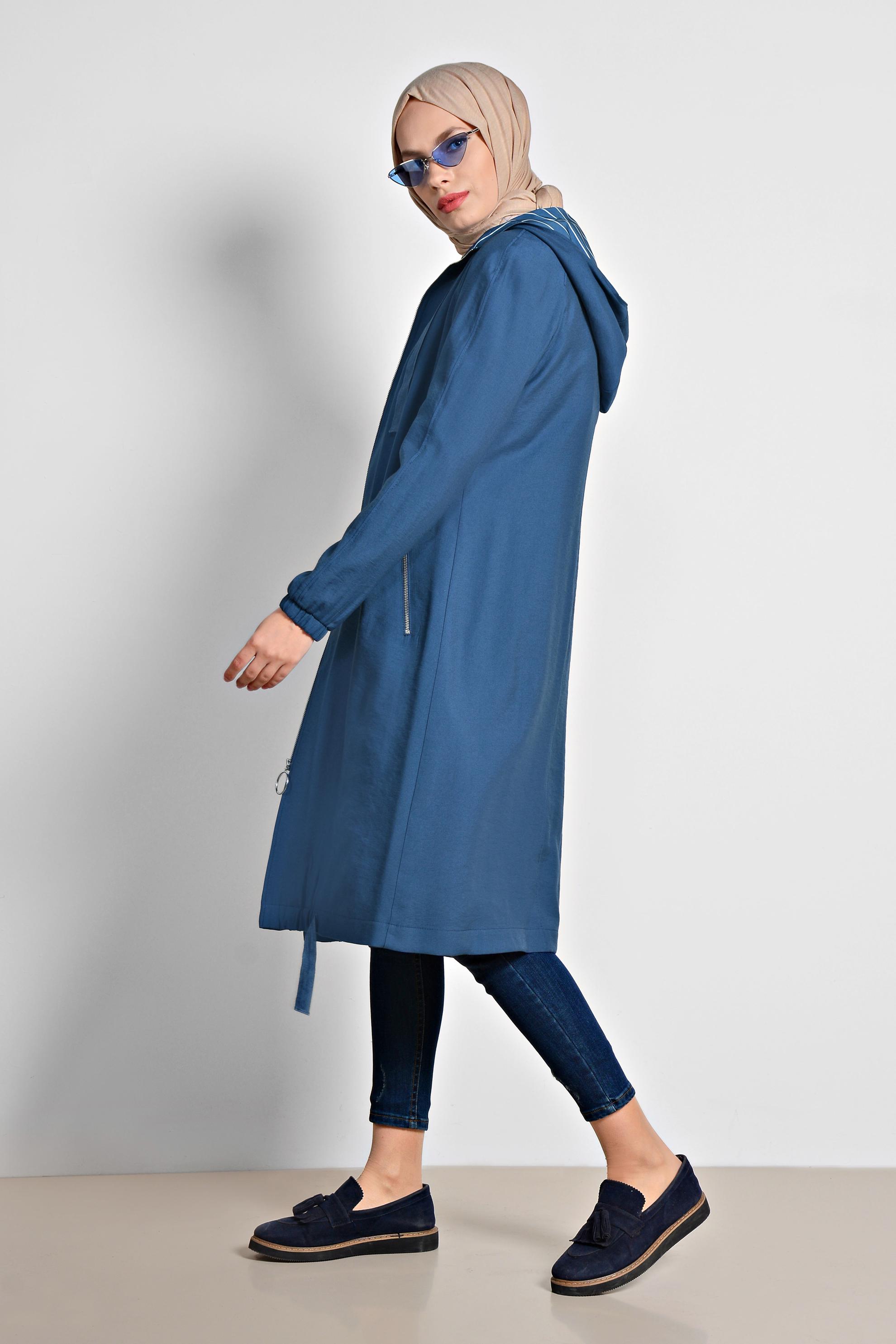 Tesettür giyim LACİVERT ETEK UCU BÜZGÜLÜ FERMUARLI TRENÇKOT 1447