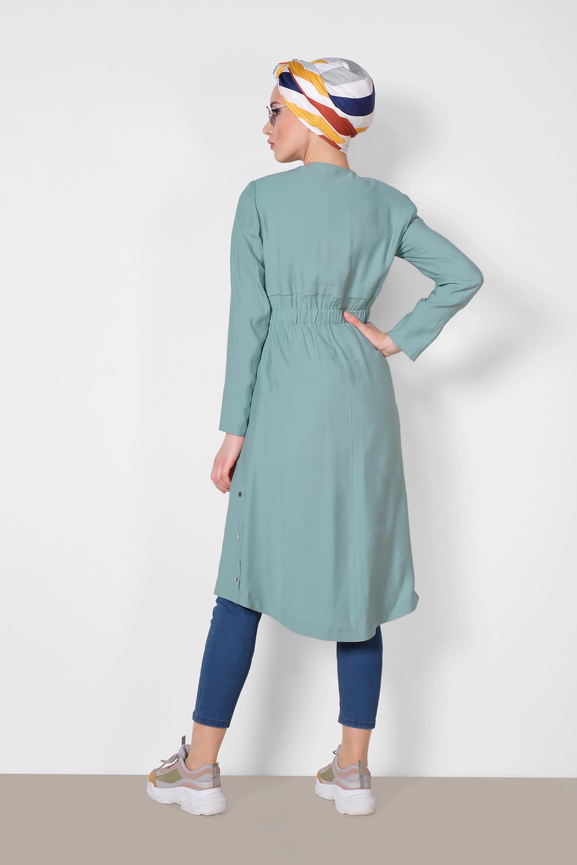 Tesettür giyim MAVİ GİZLİ DÜĞMELİ BELİ LASTİKLİ TRENÇKOT 1448