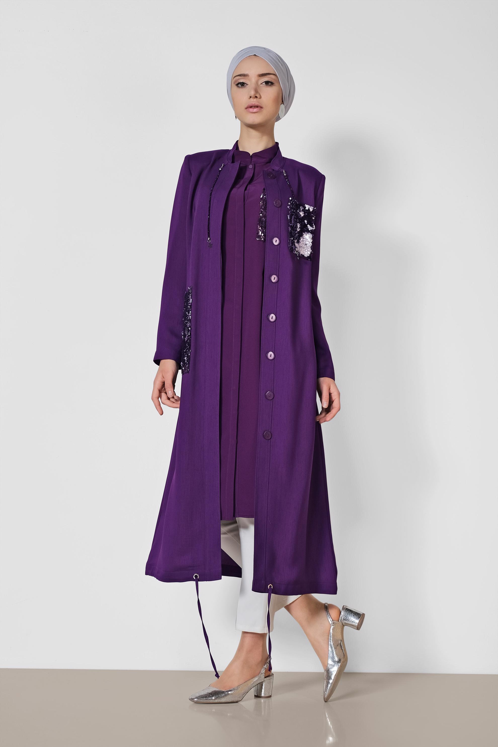 Tesettür giyim MOR PUL PAYET DETAYLI ÖNDEN DÜĞMELİ TRENÇKOT 1475