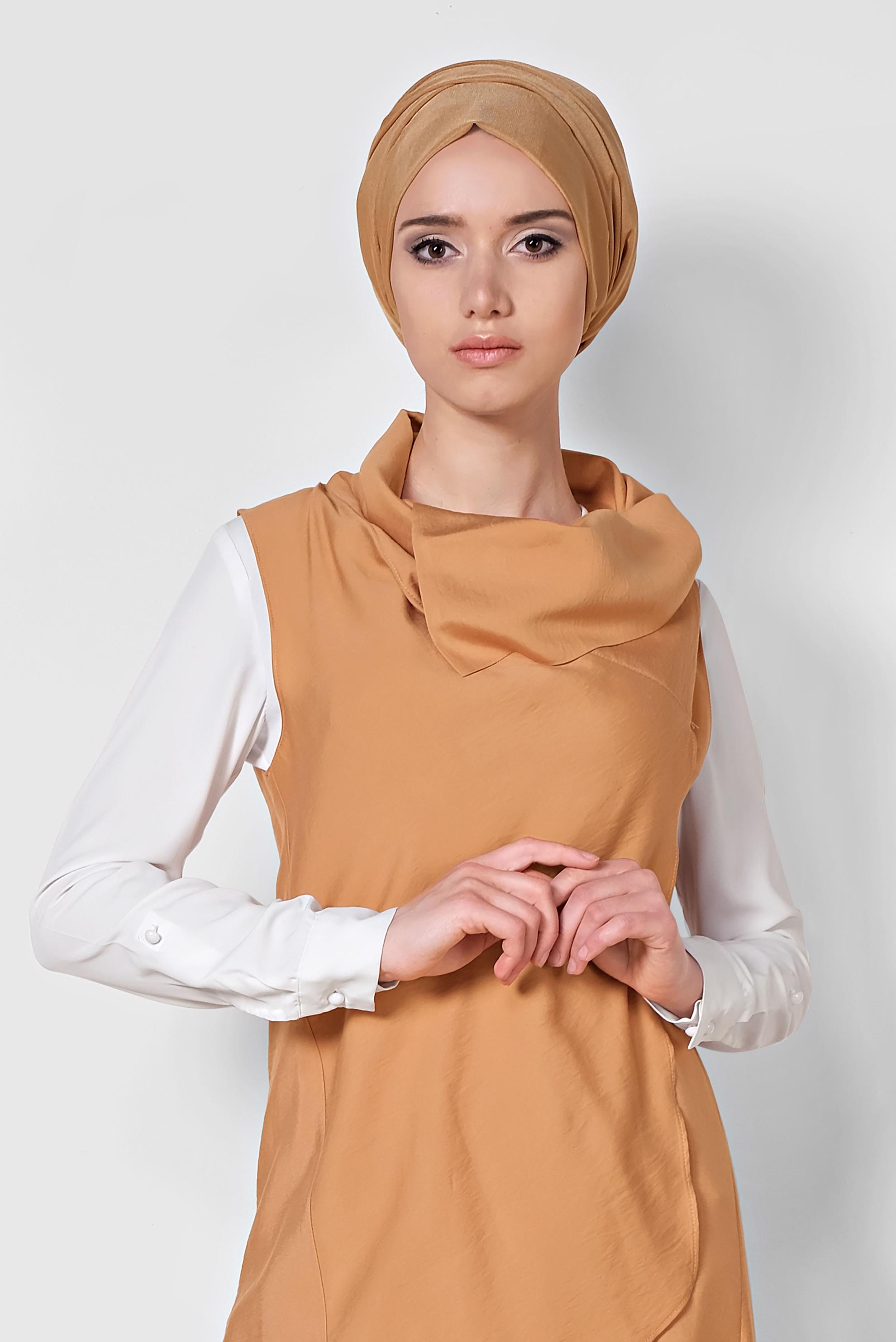 Tesettür giyim TURUNCU YAKASI ÇITÇITLI ASİMETRİK YELEK 4094