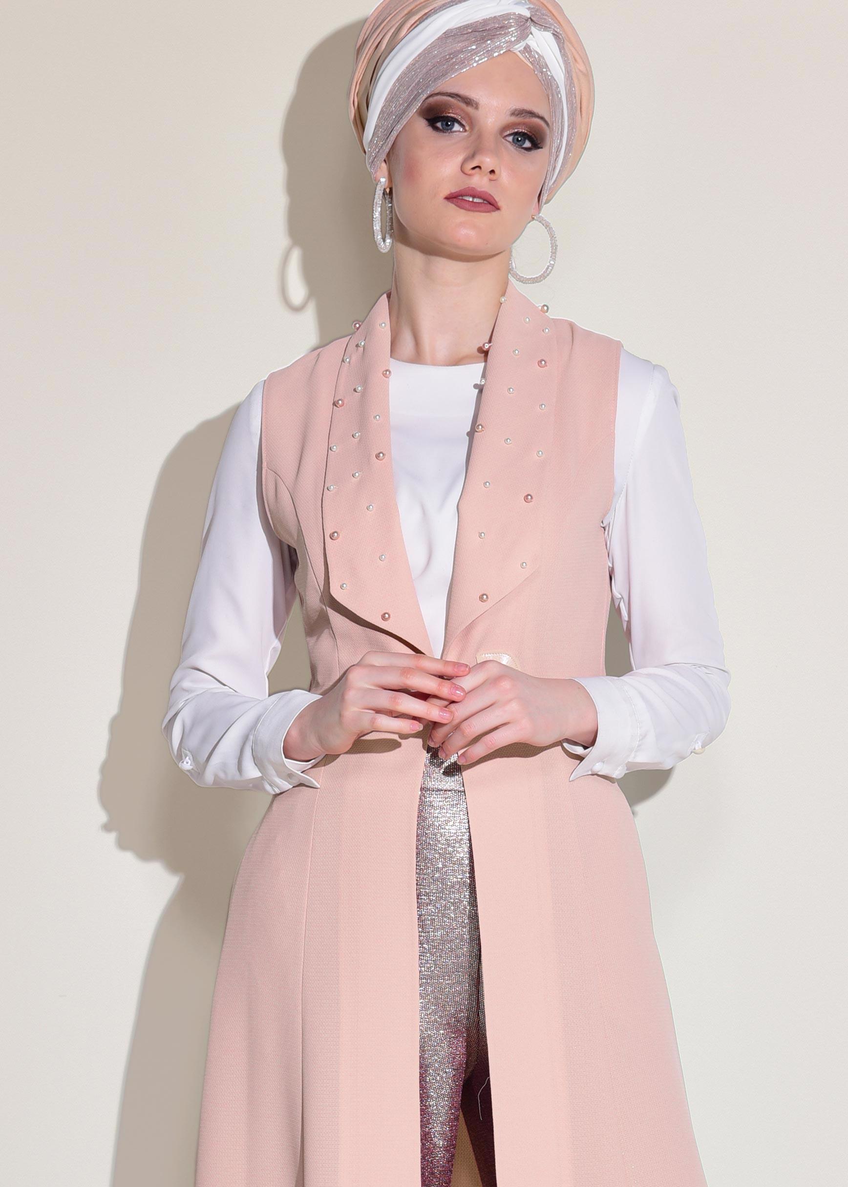 Tesettür giyim PUDRA İNCİ DETAYLI CEPLİ UZUN YELEK 4166