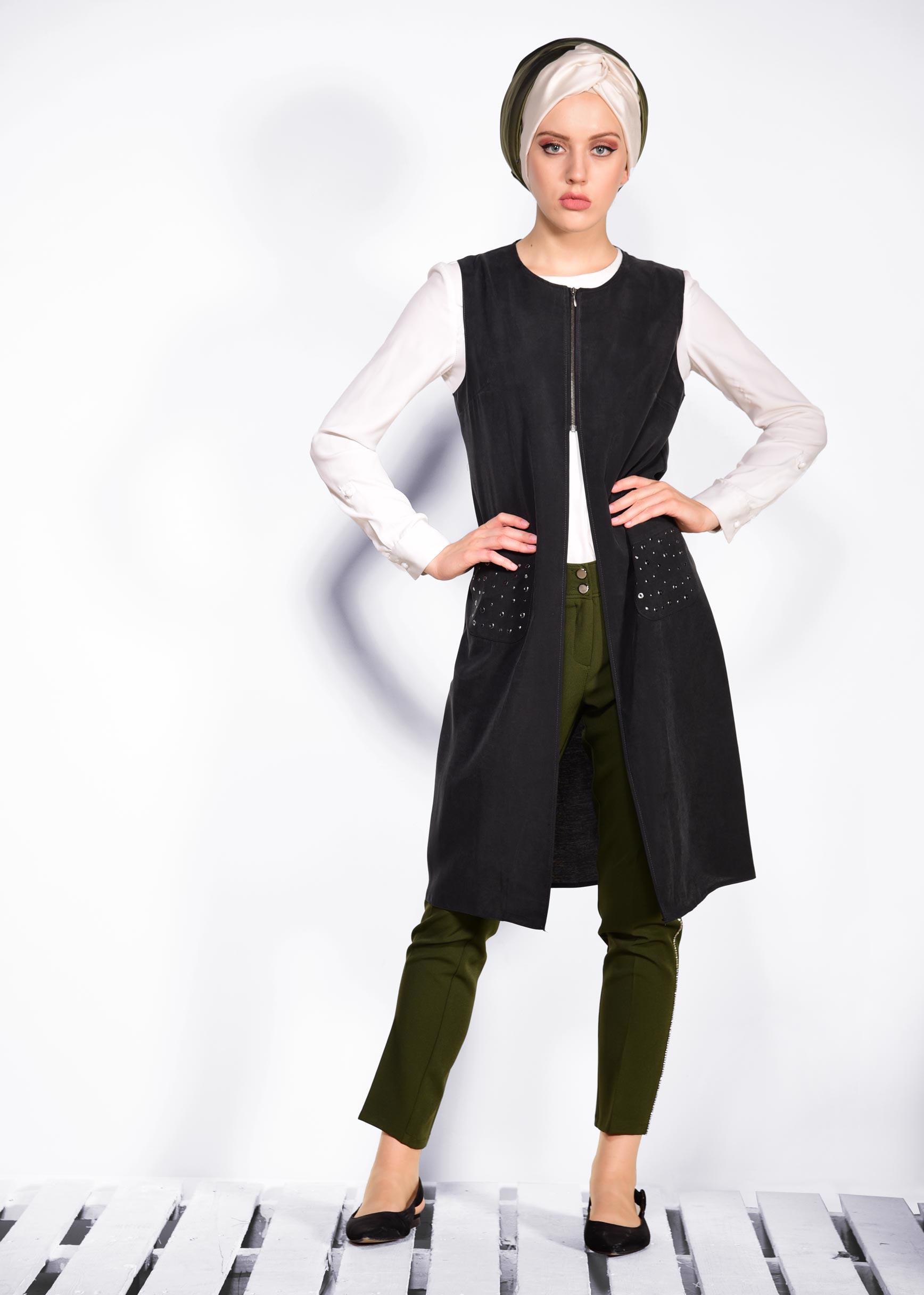 Tesettür giyim SİYAH CEPLERİ ZIMBALI FERMUAR DETAYLI YELEK 4176