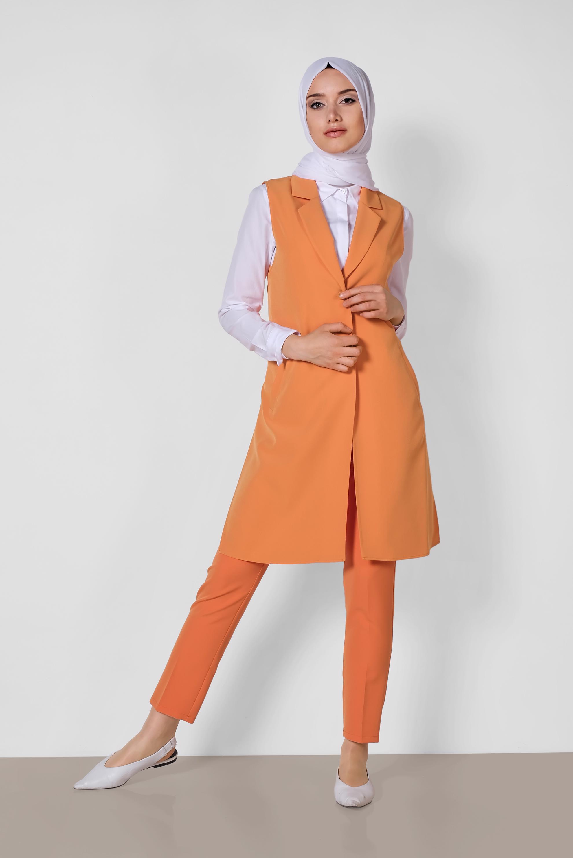 Tesettür giyim TURUNCU YANDAN YIRTMAÇLI ÖNDEN DÜĞMELİ YELEK 4185