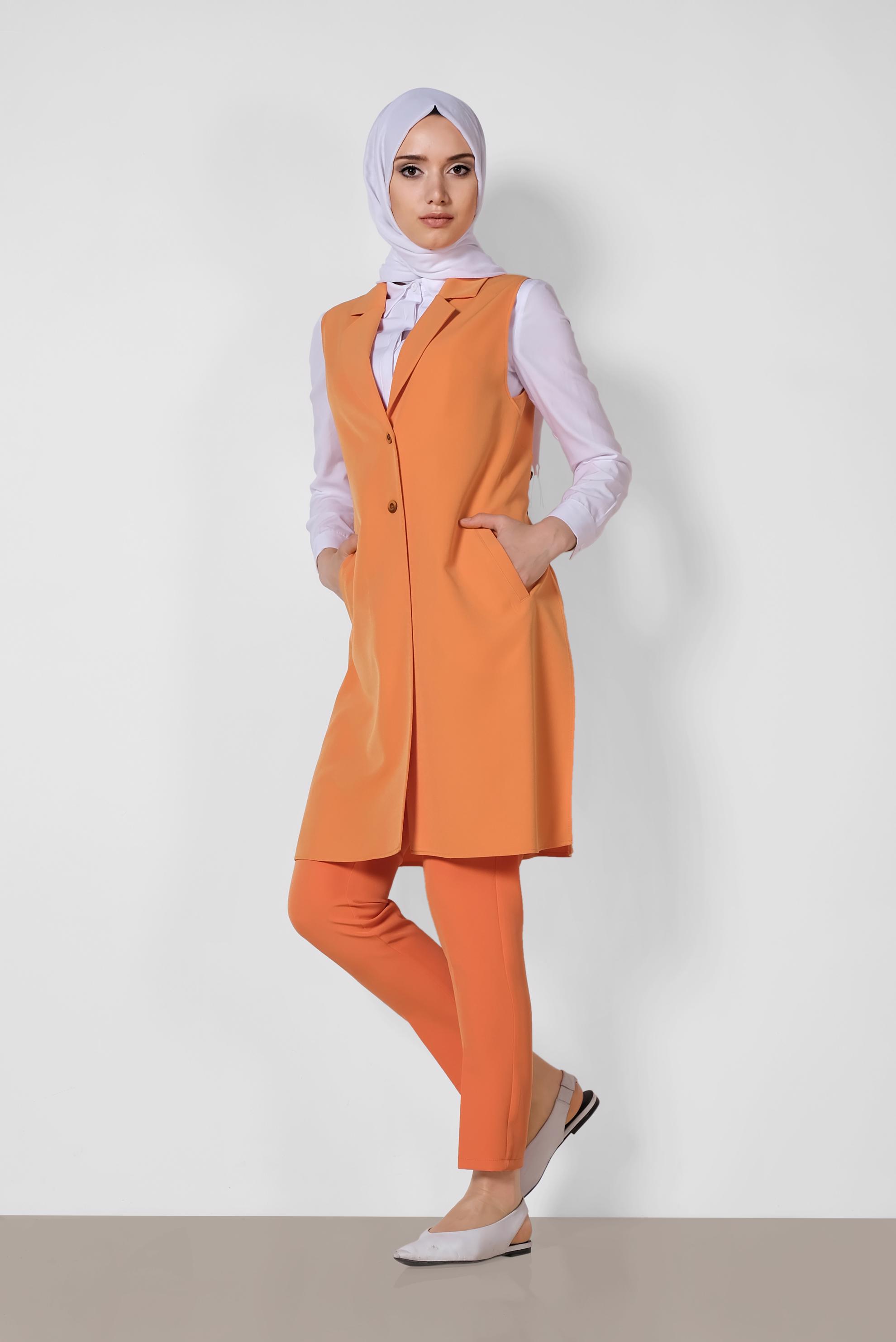 Tesettür giyim TURUNCU YANDAN YIRTMAÇLI ÖNDEN DÜĞMELİ YELEK 4185