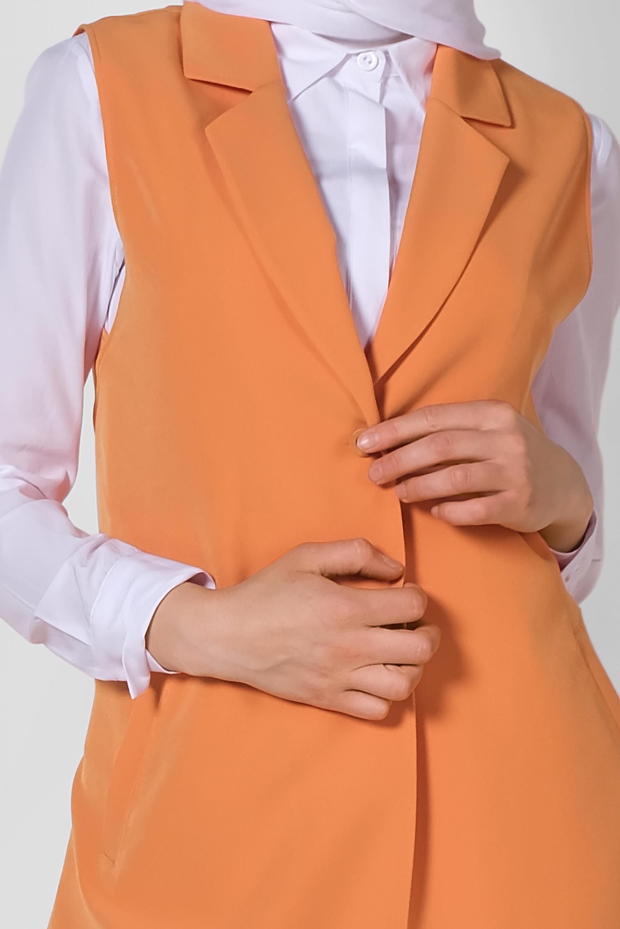 Tesettür giyim TURUNCU YANDAN YIRTMAÇLI ÖNDEN DÜĞMELİ YELEK 4185