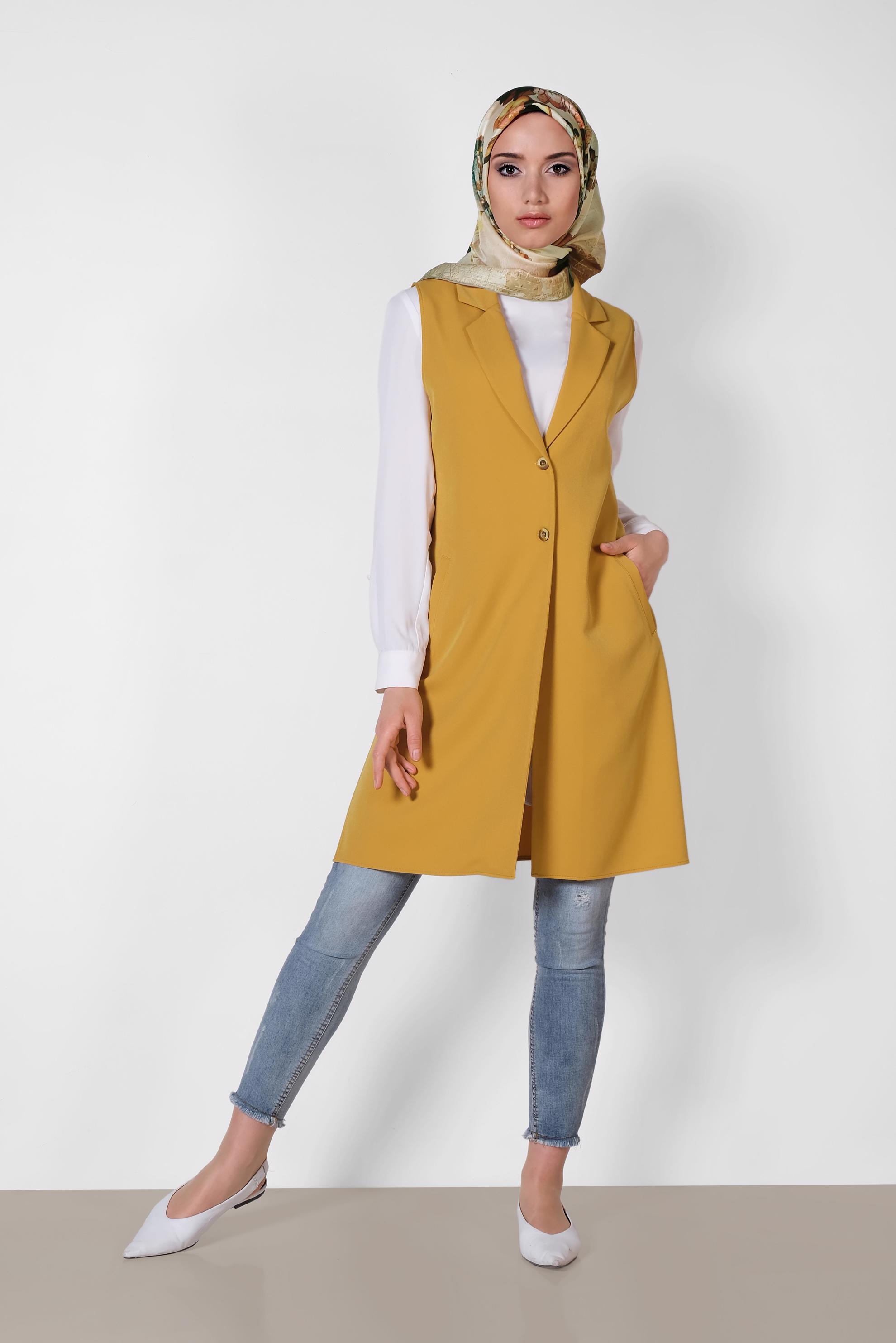 Tesettür giyim SARI YANDAN YIRTMAÇLI ÖNDEN DÜĞMELİ YELEK 4185