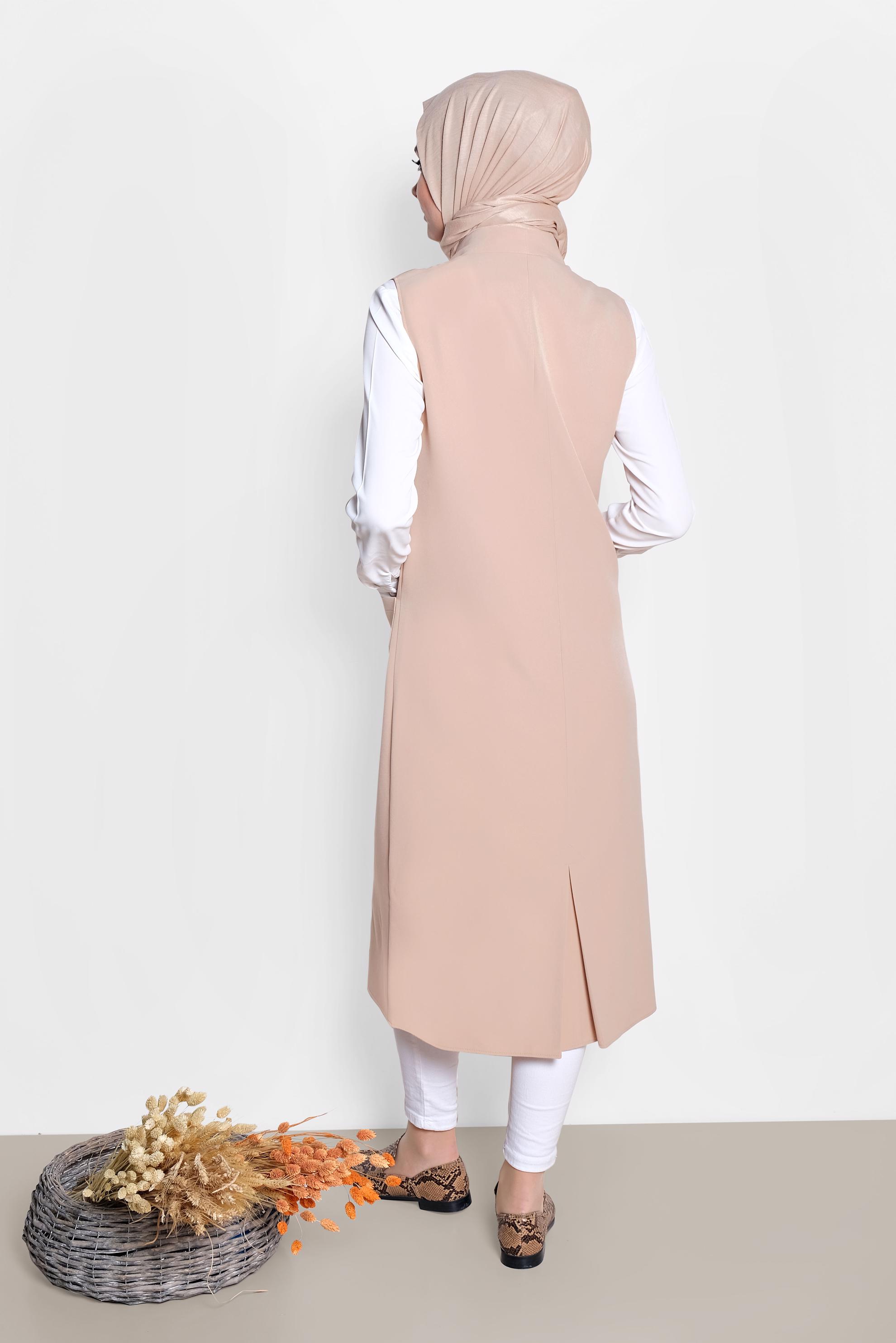 Tesettür giyim BEJ TORBA CEP DETAYLI YELEK 4209