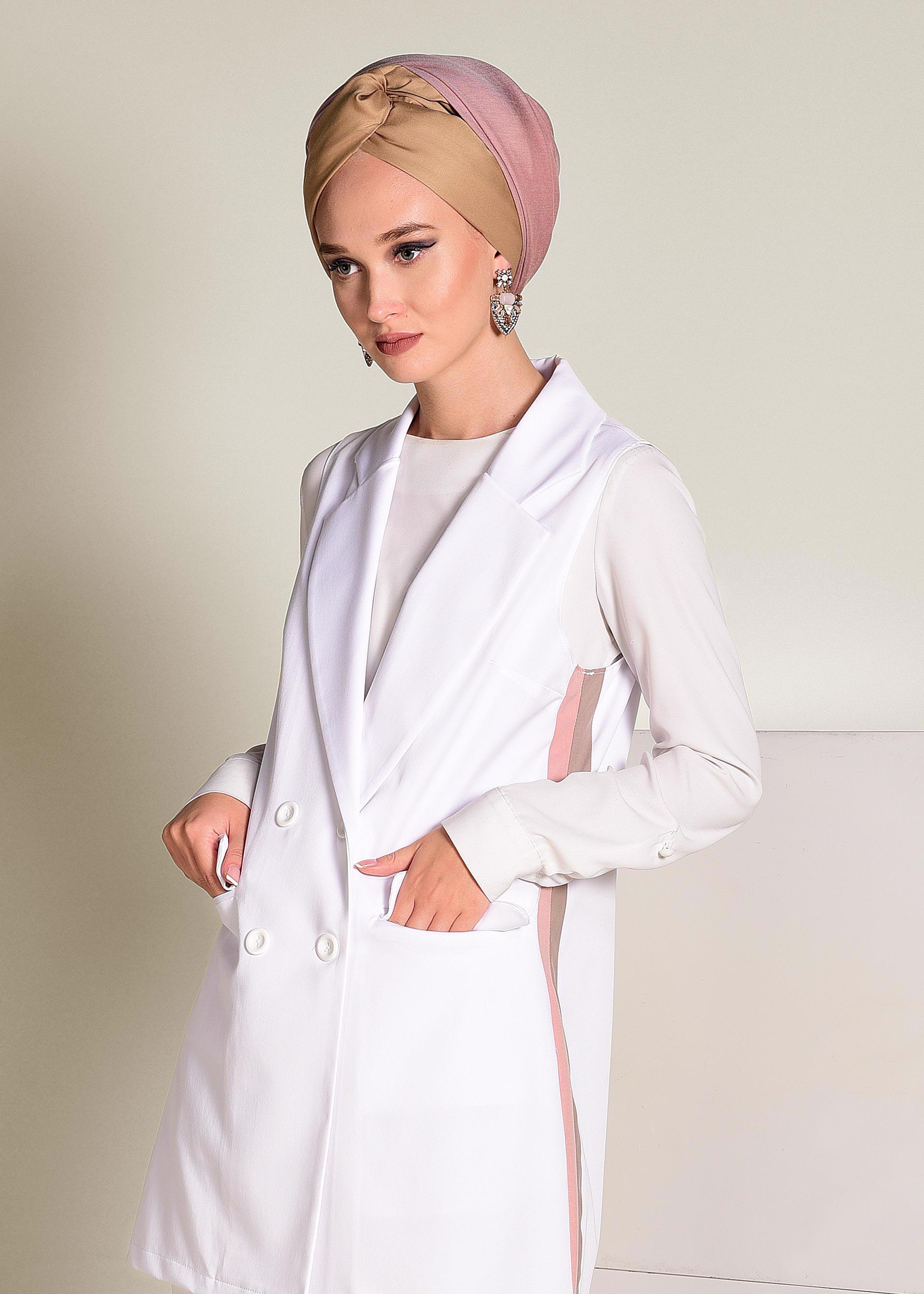 Tesettür giyim BEYAZ YANLARI ŞERİTLİ KRUVAZE YELEK 4297