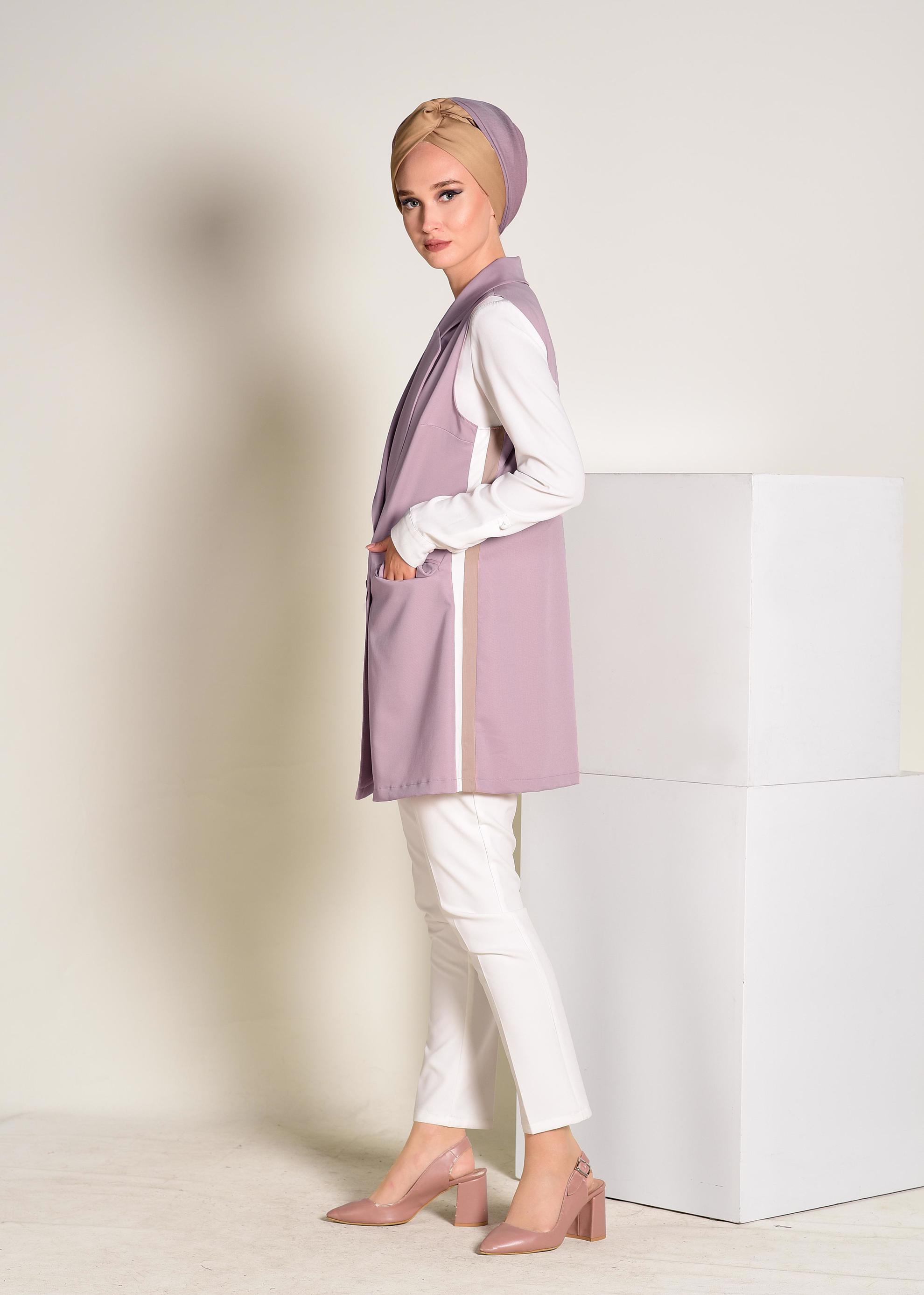 Tesettür giyim PUDRA YANLARI ŞERİTLİ KRUVAZE YELEK 4297