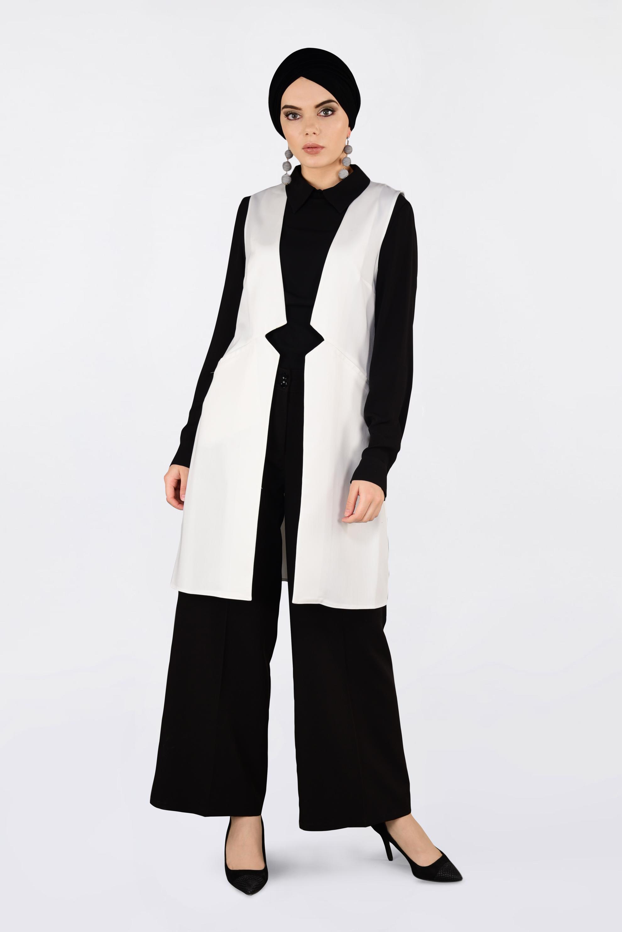 Tesettür giyim BEYAZ İKİ YANI CEPLİ KLASİK YELEK 4330