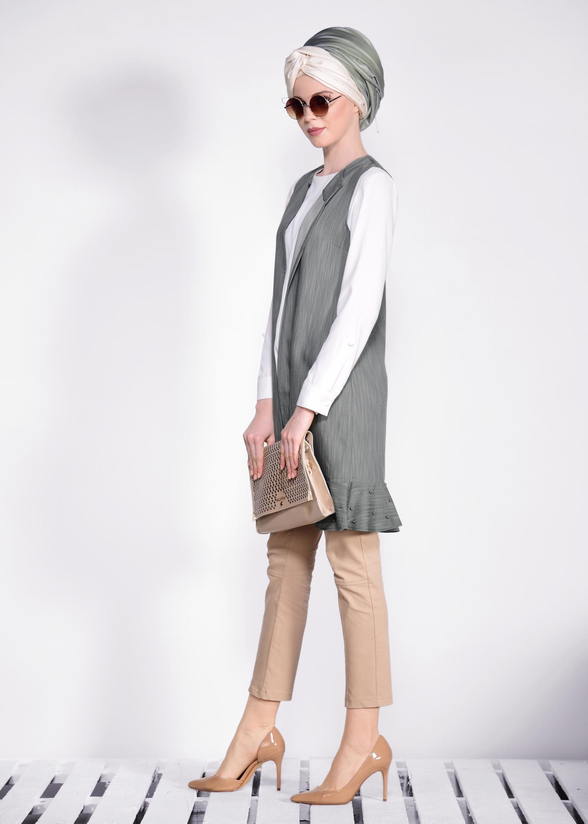 Tesettür giyim HAKİ ETEK UCU İNCİLİ VE VOLANLI YELEK 4331