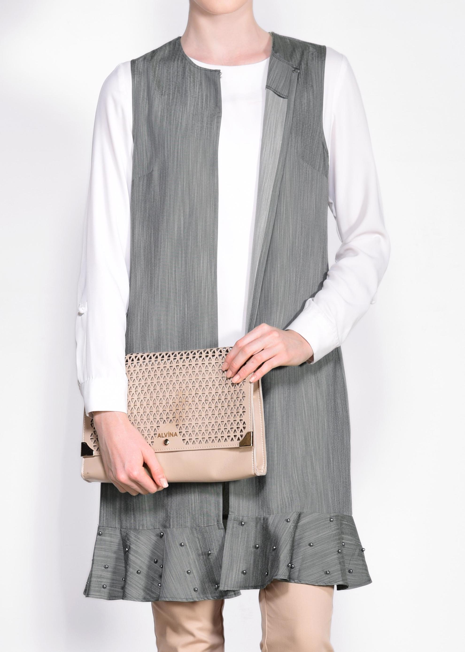 Tesettür giyim HAKİ ETEK UCU İNCİLİ VE VOLANLI YELEK 4331