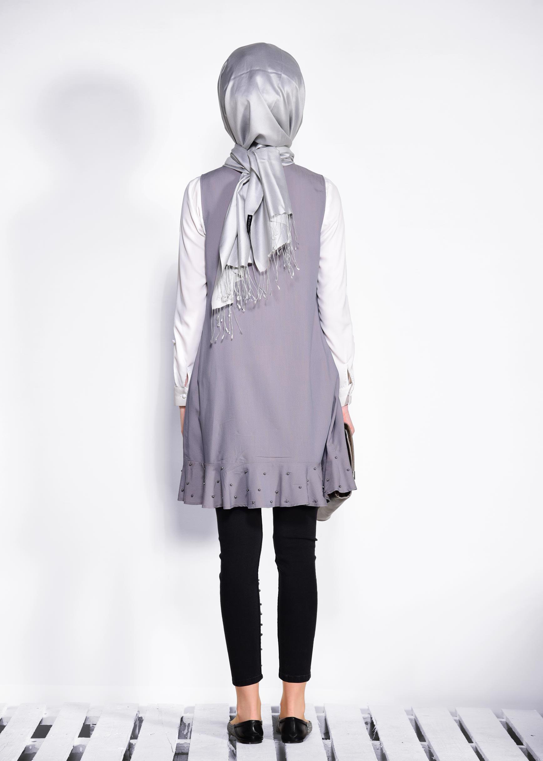 Tesettür giyim GRİ ETEK UCU İNCİLİ VE VOLANLI YELEK 4331