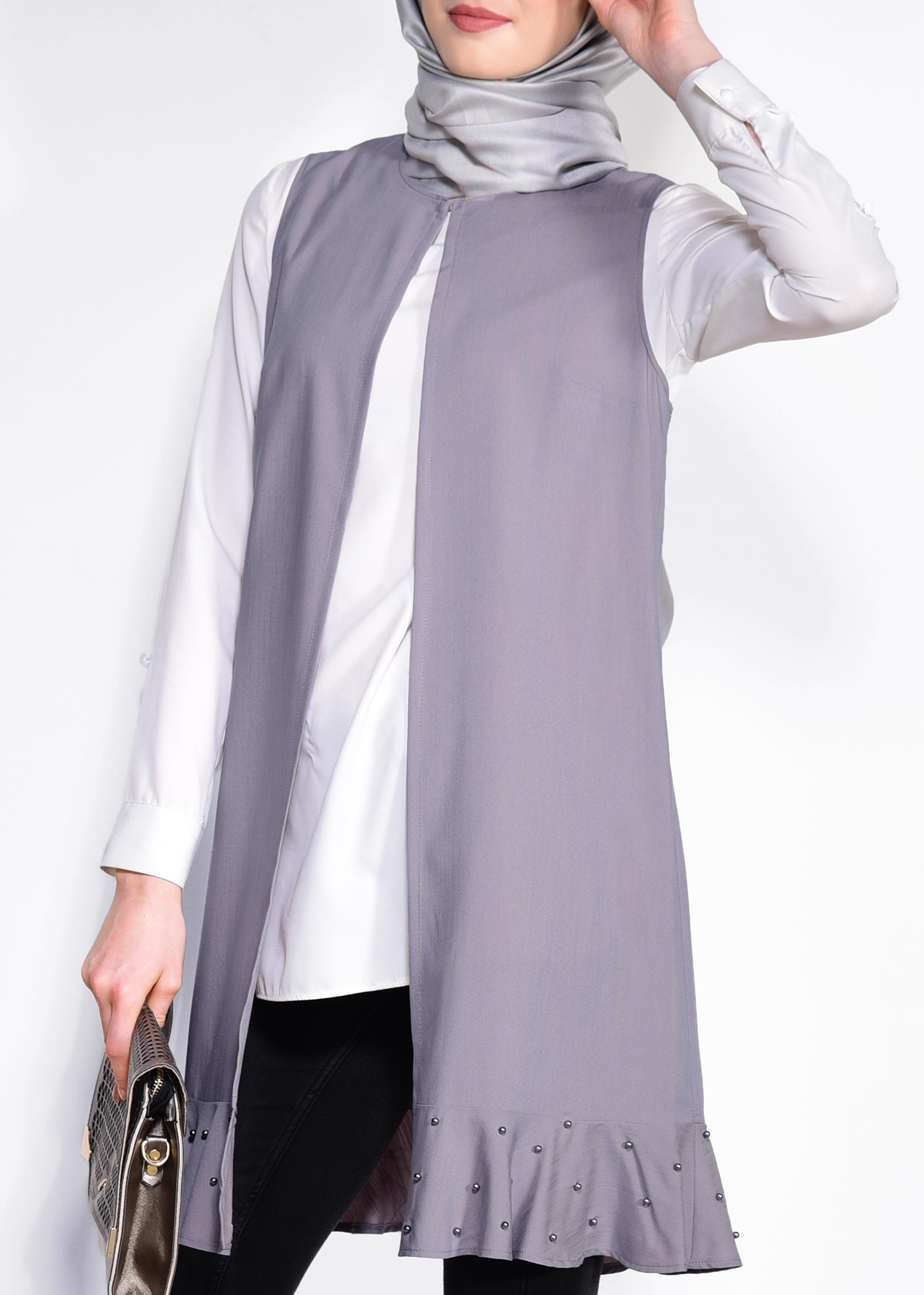 Tesettür giyim GRİ ETEK UCU İNCİLİ VE VOLANLI YELEK 4331