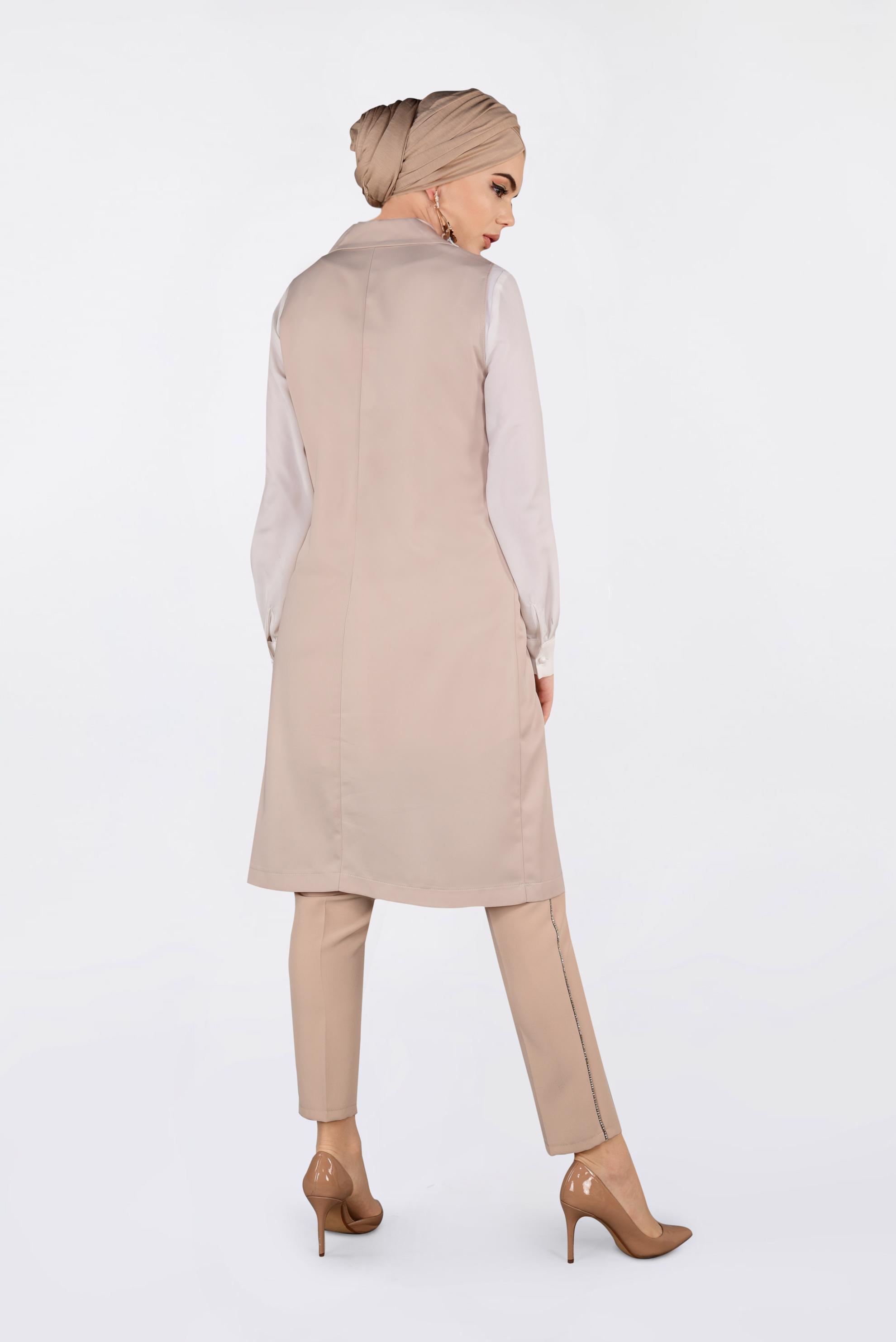 Tesettür giyim BEJ ÖNDEN DÜĞMELİ UZUN YELEK 4332