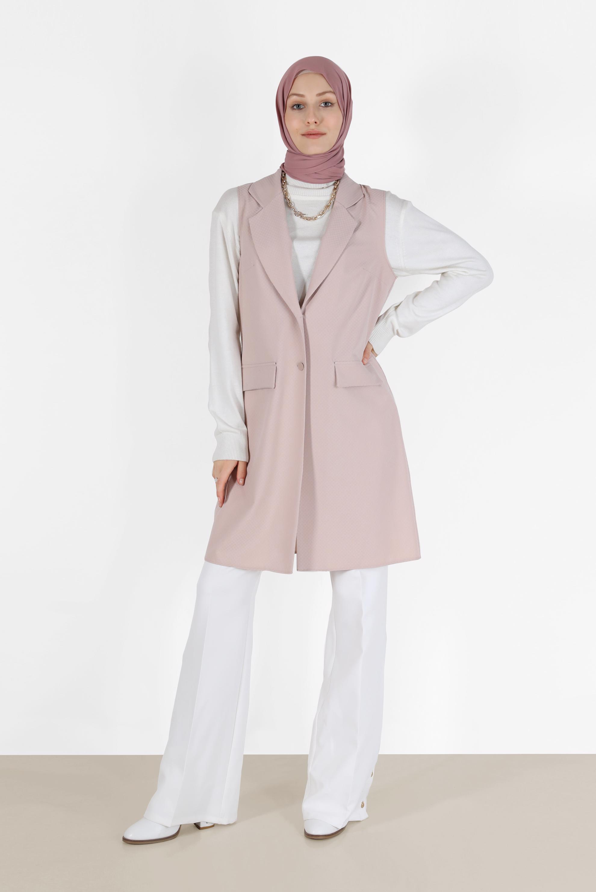 Tesettür giyim BEJ KLASİK YAKA DÜĞMELİ YELEK 4389