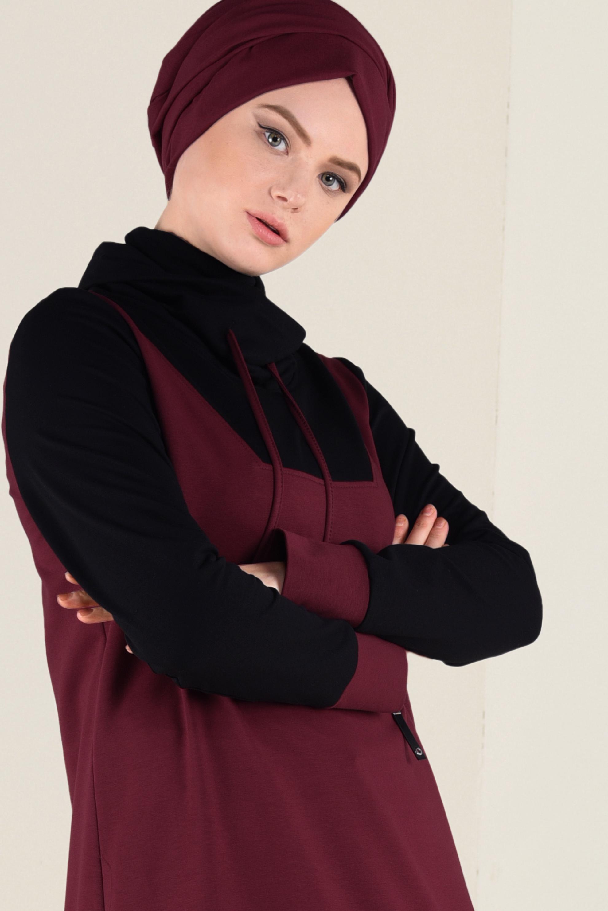 Tesettür giyim BORDO FERMUAR DETAYLI BOĞAZLI EŞOFMAN TUNİK 4714