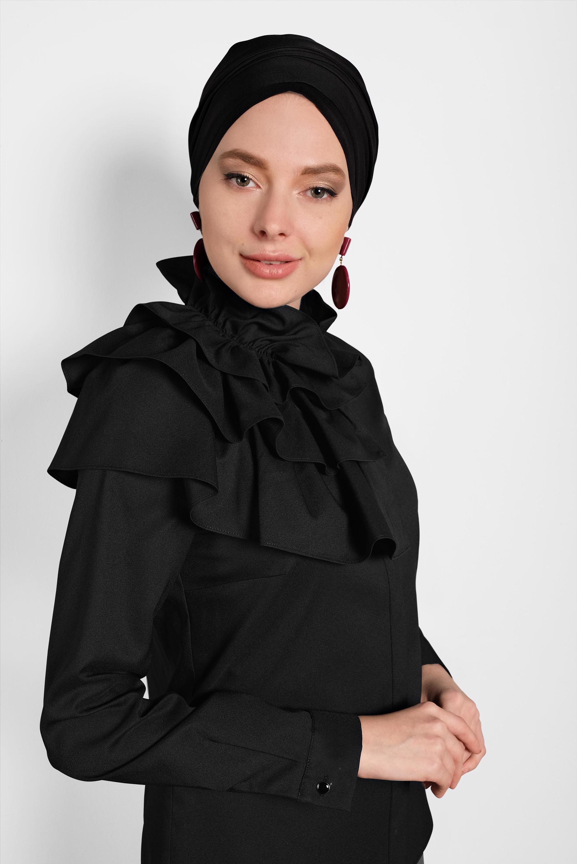 Tesettür giyim SİYAH FIRFIRLI DÜĞMELİ BLUZ 40203