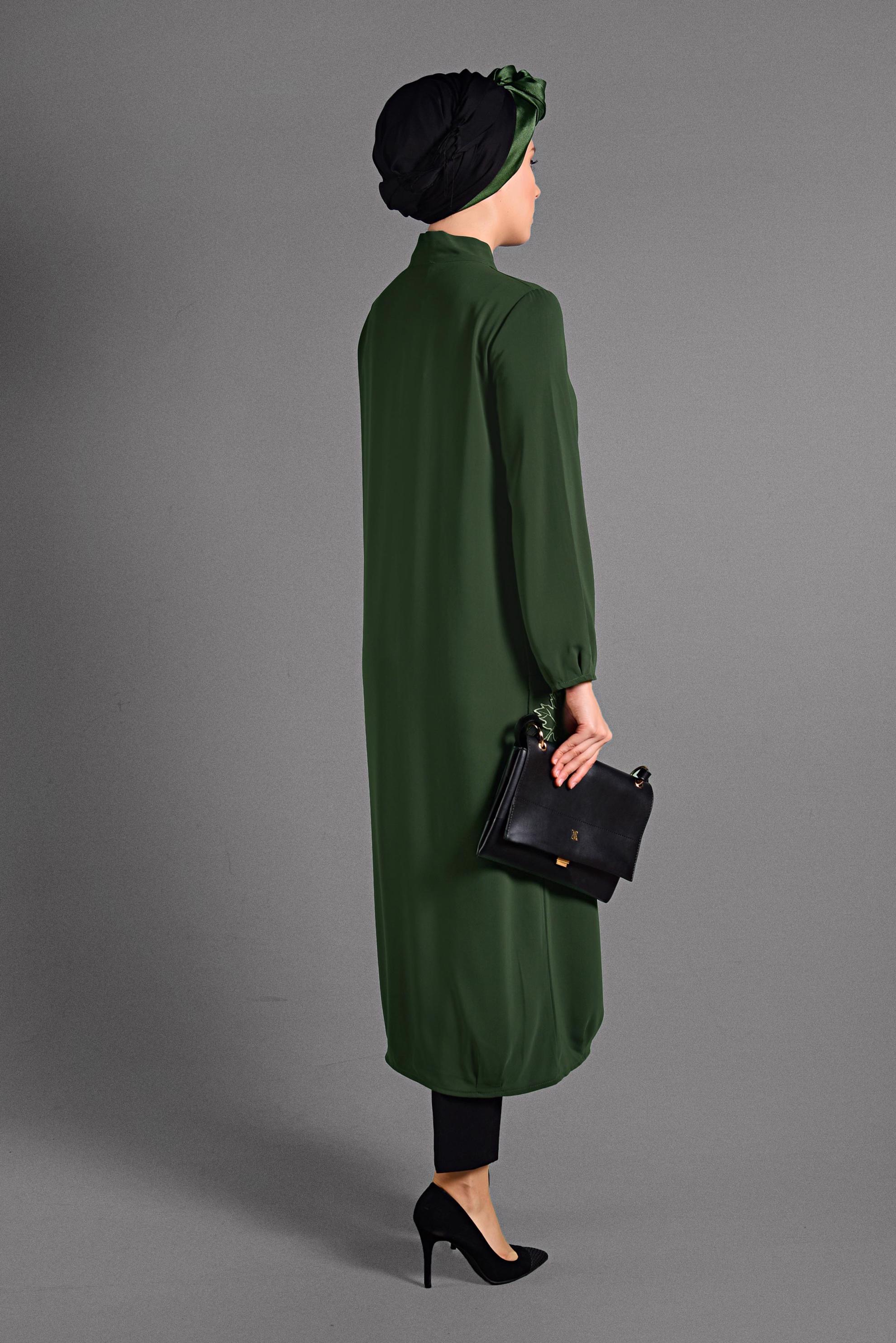 Tesettür giyim HAKİ ARMA DETAYLI UZUN CEKET 4053