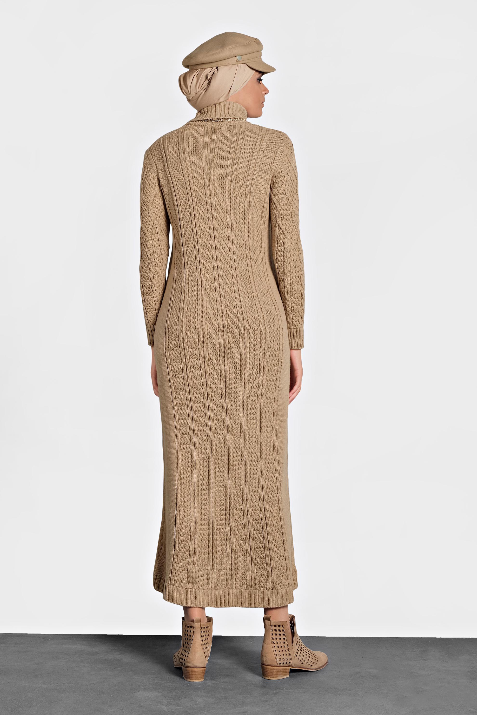 Tesettür giyim KAHVE BALIKÇI YAKA ÖRGÜ TRİKO ELBİSE 40078 