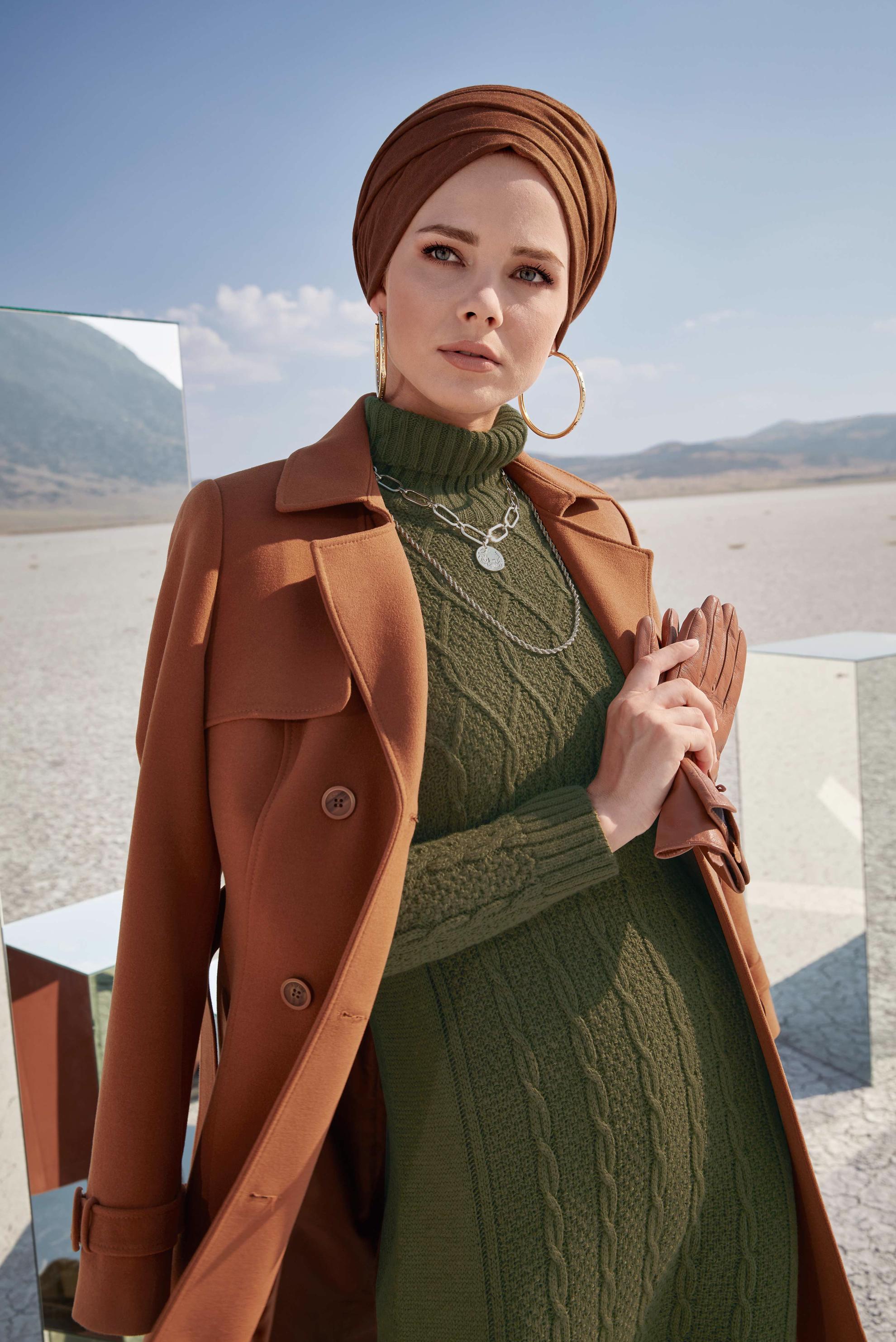 Tesettür giyim HAKİ BALIKÇI YAKA ÖRGÜ TRİKO ELBİSE 40078 