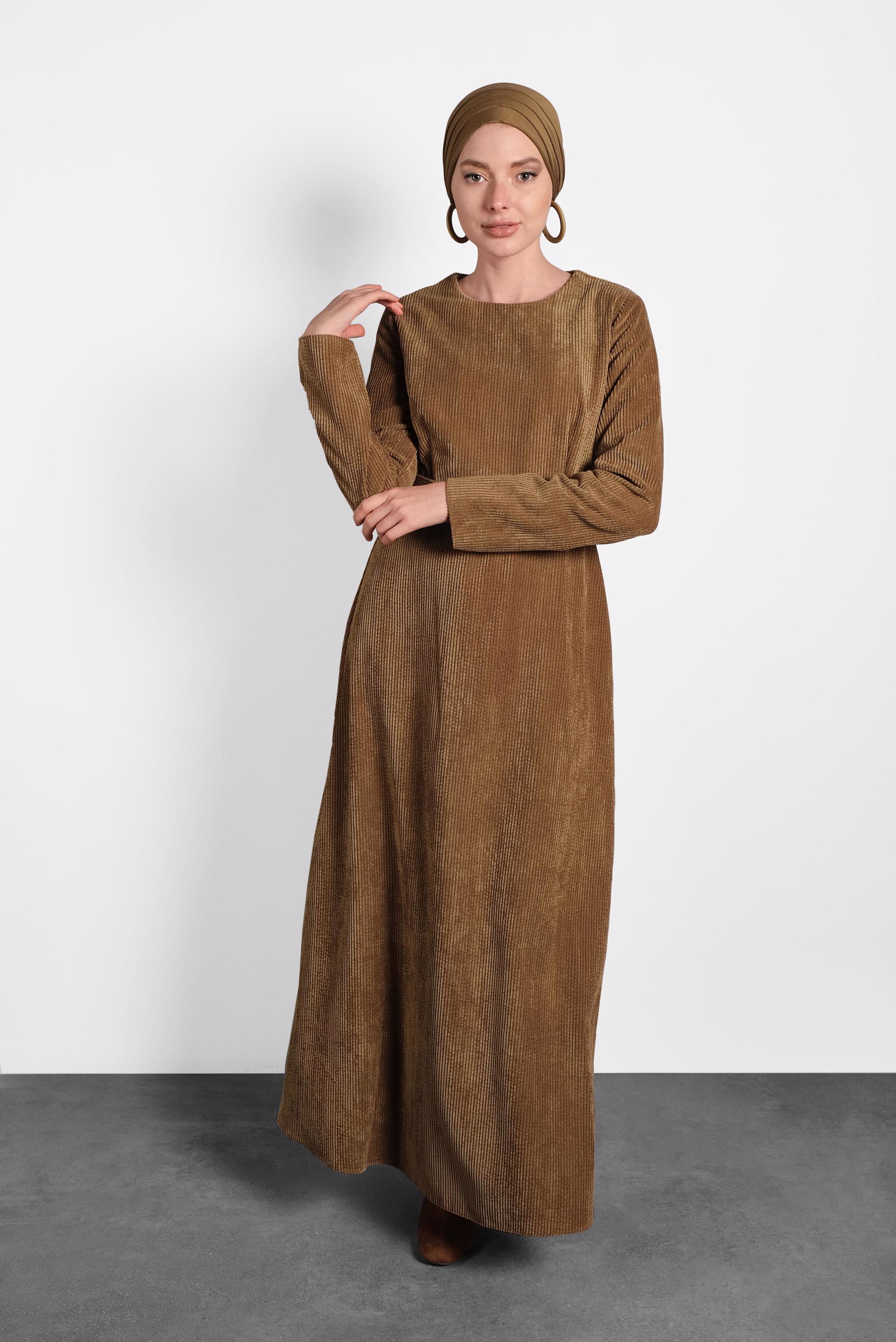 Tesettür giyim TABA FİTİLLİ KADİFE ELBİSE 40174