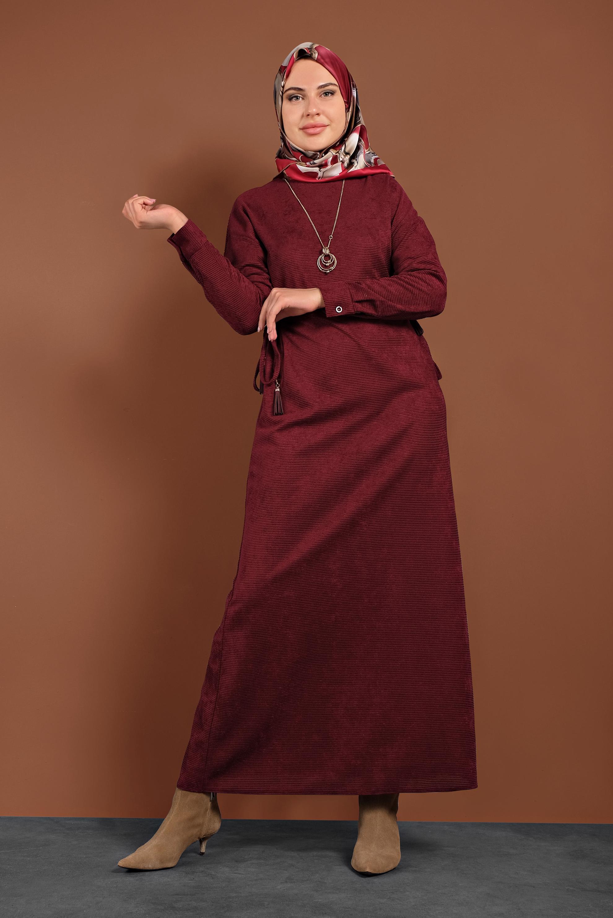 Tesettür giyim BORDO BELİ BÜZGÜLÜ FİTİLLİ KADİFE ELBİSE 40297