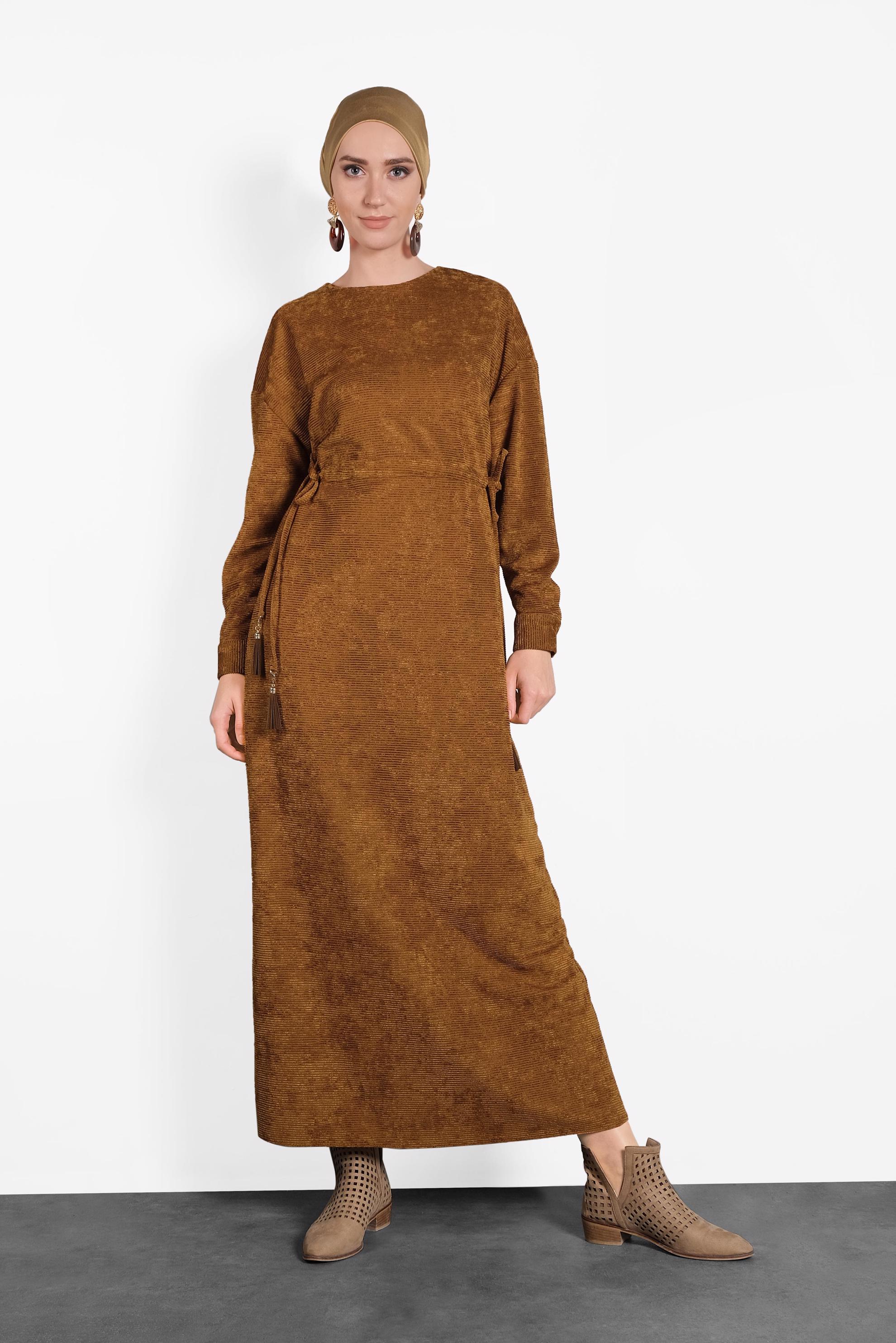 Tesettür giyim TABA BELİ BÜZGÜLÜ FİTİLLİ KADİFE ELBİSE 40297