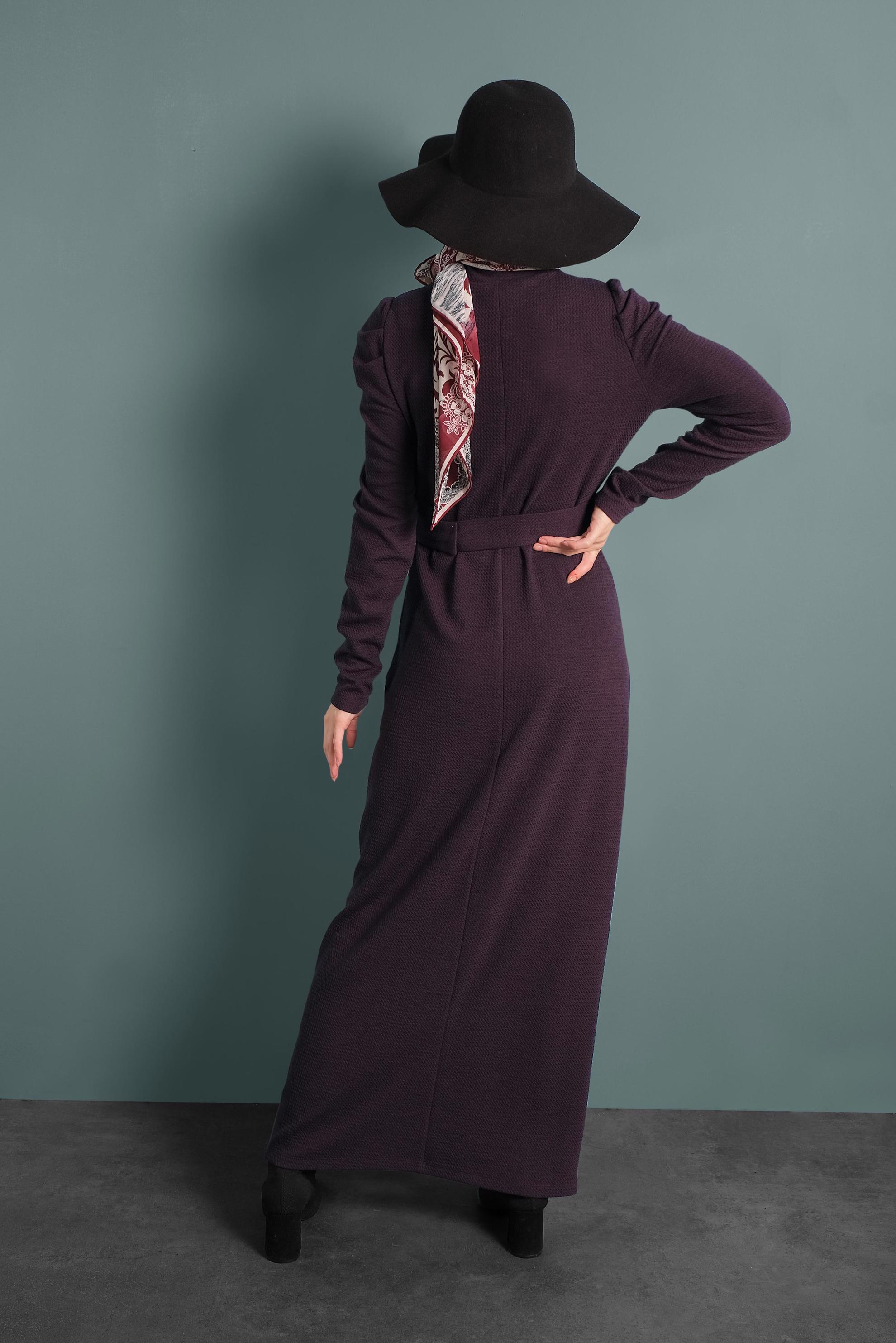 Tesettür giyim MOR OMUZ KISMI BÜZGÜLÜ BOĞAZLI ELBİSE 40362