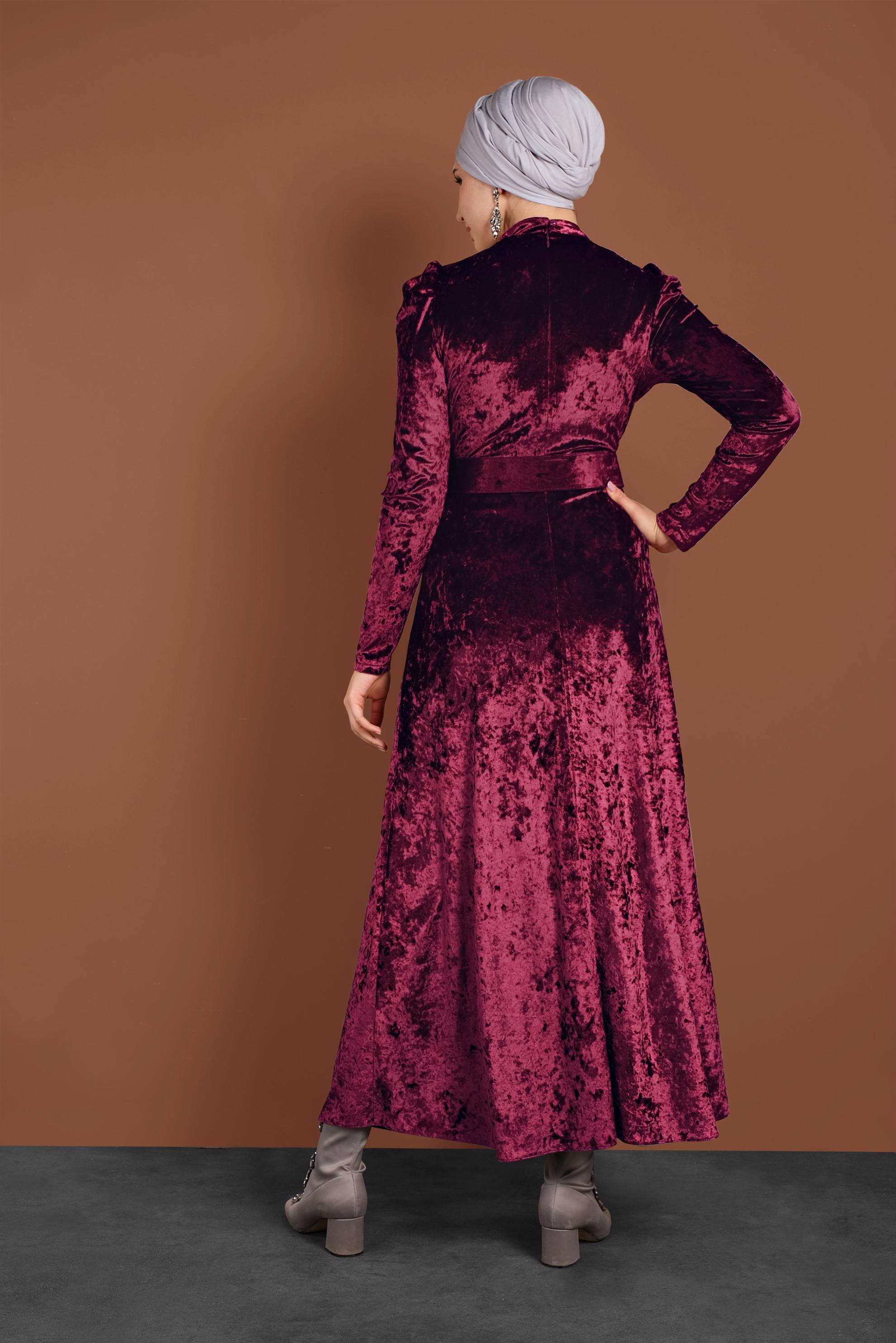Tesettür giyim MÜRDÜM YAKASI BAĞCIKLI KADİFE ELBİSE 40380