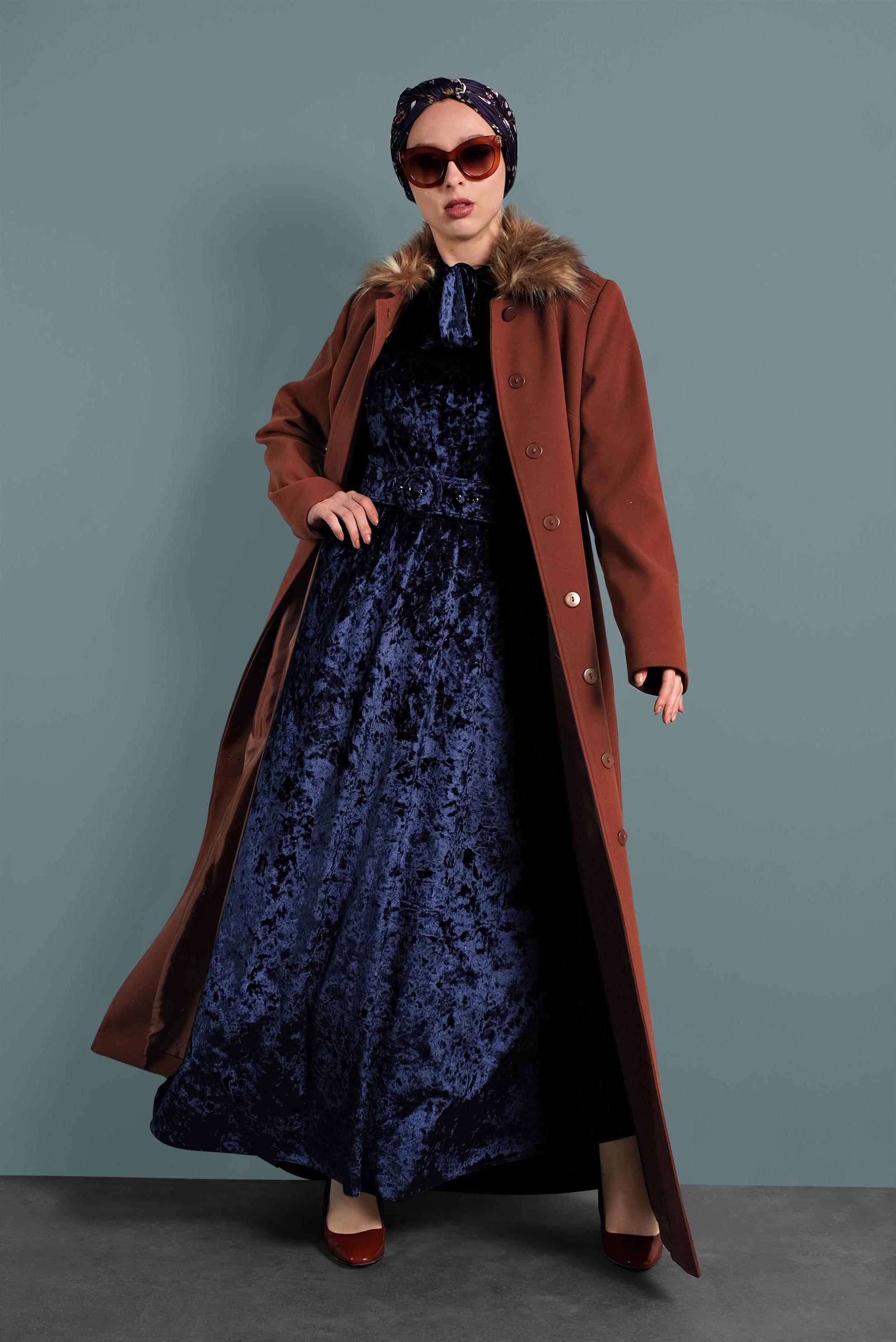 Tesettür giyim LACİVERT YAKASI BAĞCIKLI KADİFE ELBİSE 40380