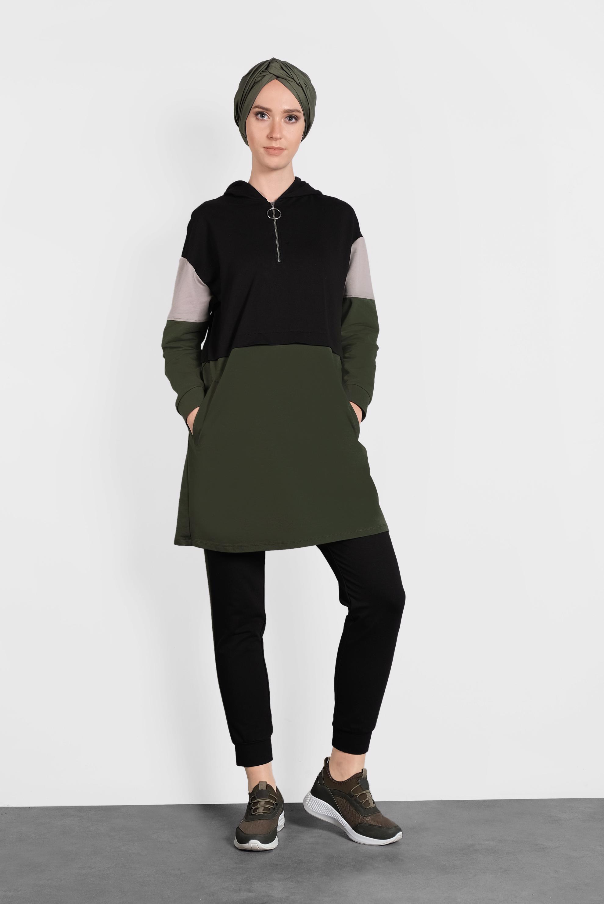 Tesettür giyim SİYAH ŞERİT DETAYLI FERMUARLI KAPÜŞONLU İKİLİ EŞOFMAN TAKIMI 40102