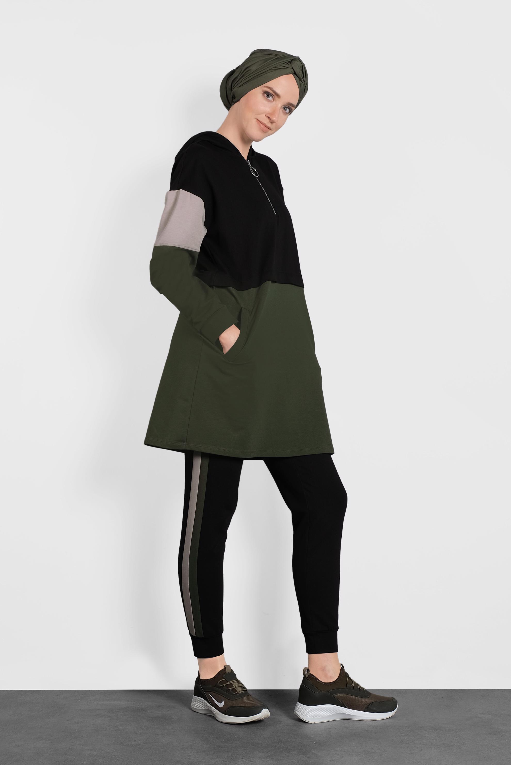 Tesettür giyim SİYAH ŞERİT DETAYLI FERMUARLI KAPÜŞONLU İKİLİ EŞOFMAN TAKIMI 40102