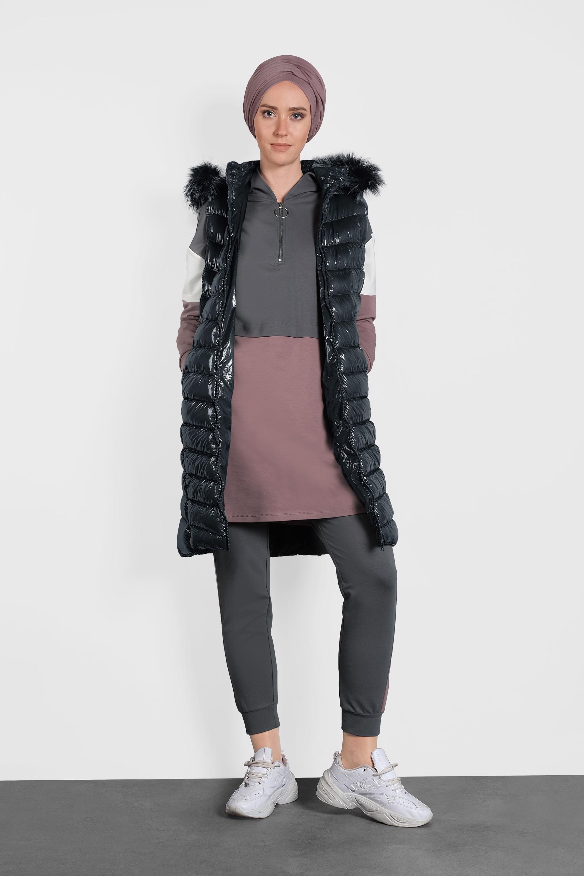 Tesettür giyim GRİ ŞERİT DETAYLI FERMUARLI KAPÜŞONLU İKİLİ EŞOFMAN TAKIMI 40102