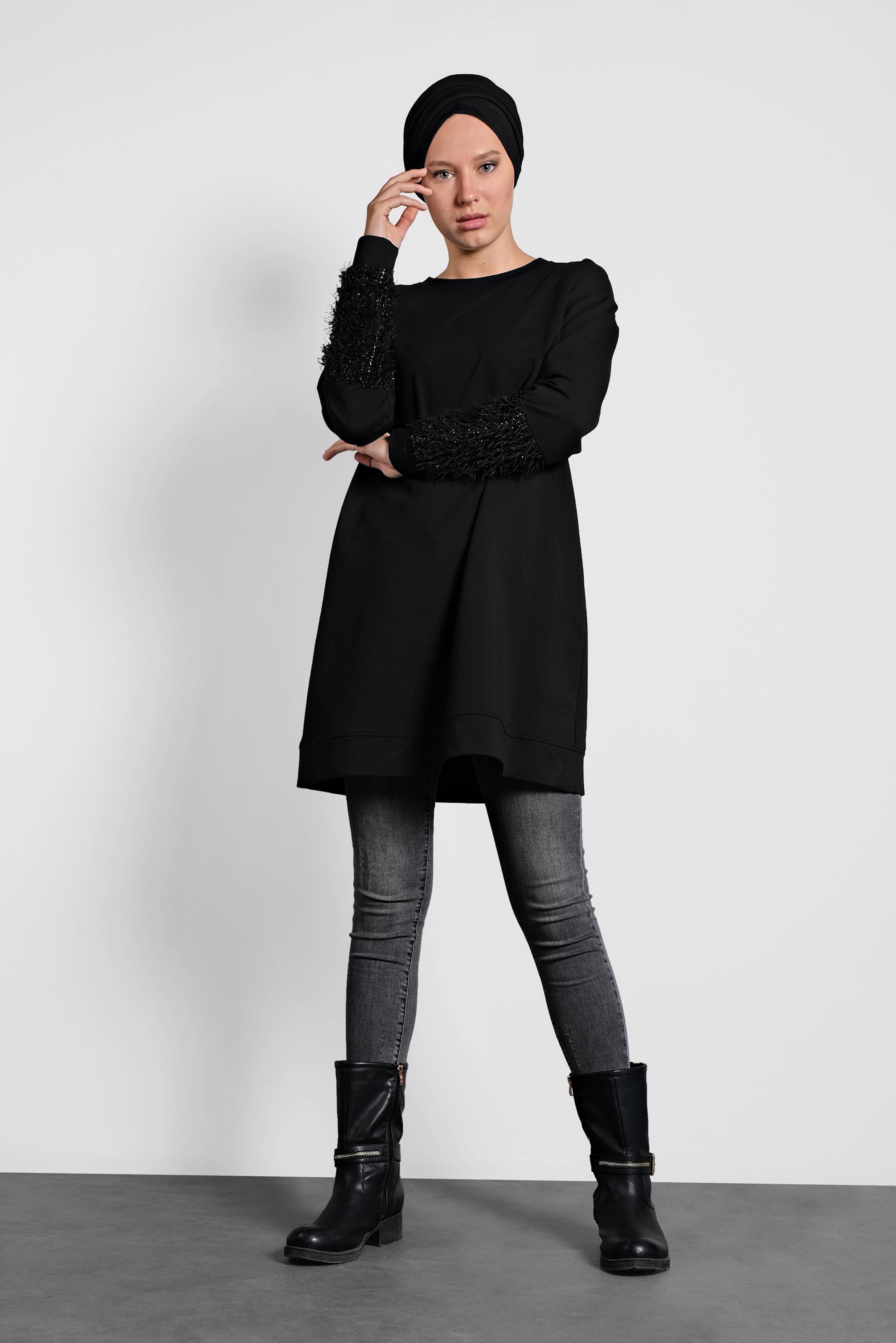 Tesettür giyim SİYAH KOLLARI SAÇAK DETAYLI SALAŞ TUNİK 40104 