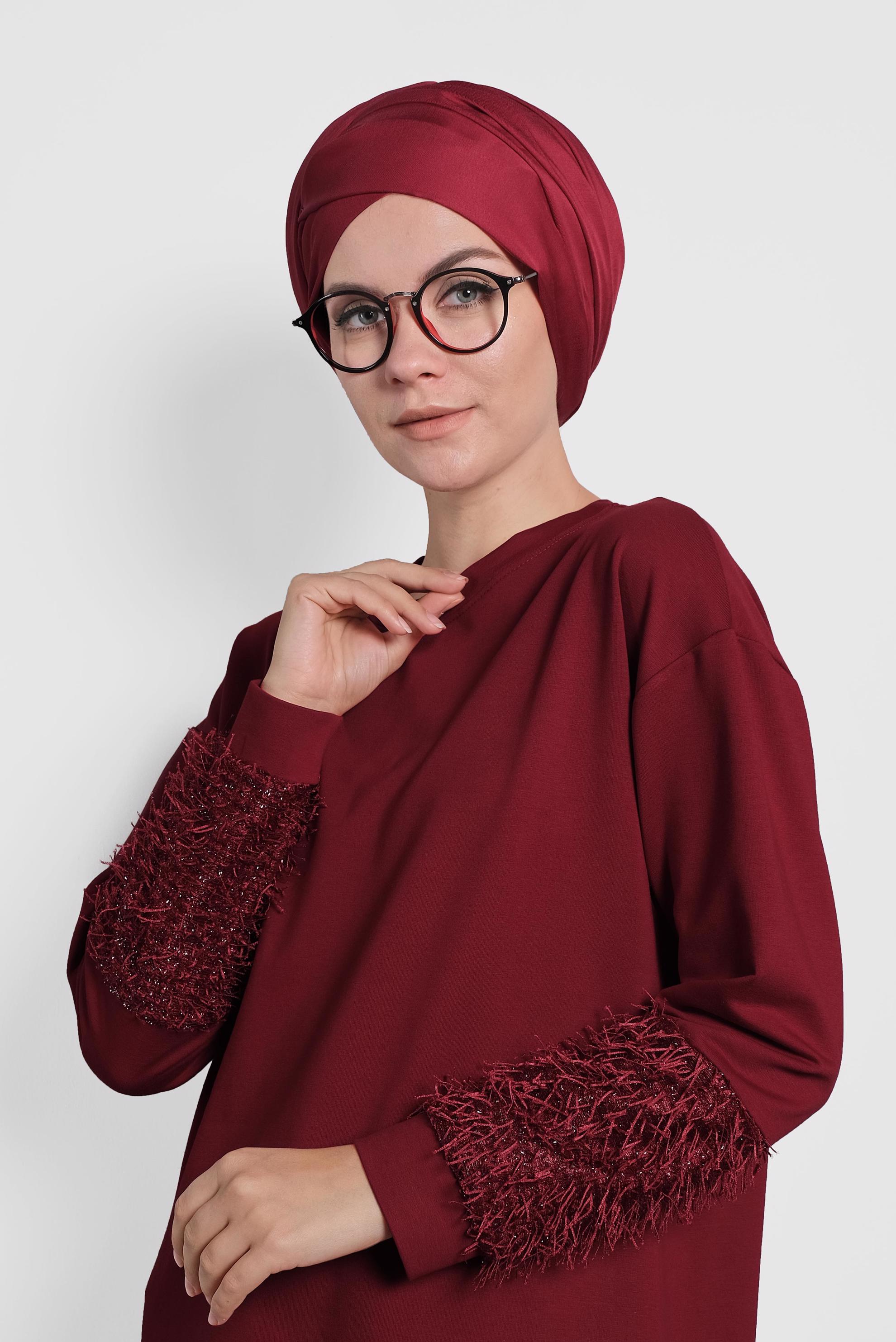 Tesettür giyim BORDO KOLLARI SAÇAK DETAYLI SALAŞ TUNİK 40104 