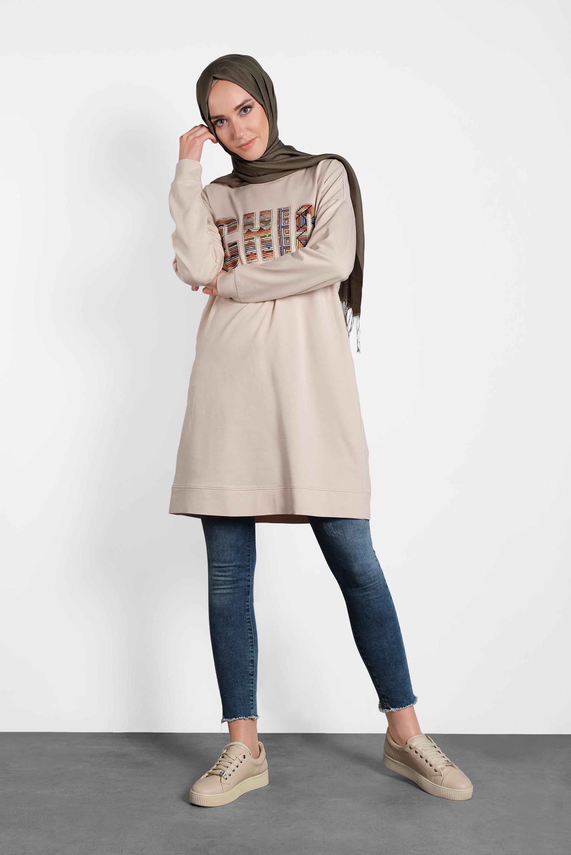 Tesettür giyim BEJ BASKI DETAYLI EŞOFMAN TUNİK 40159 
