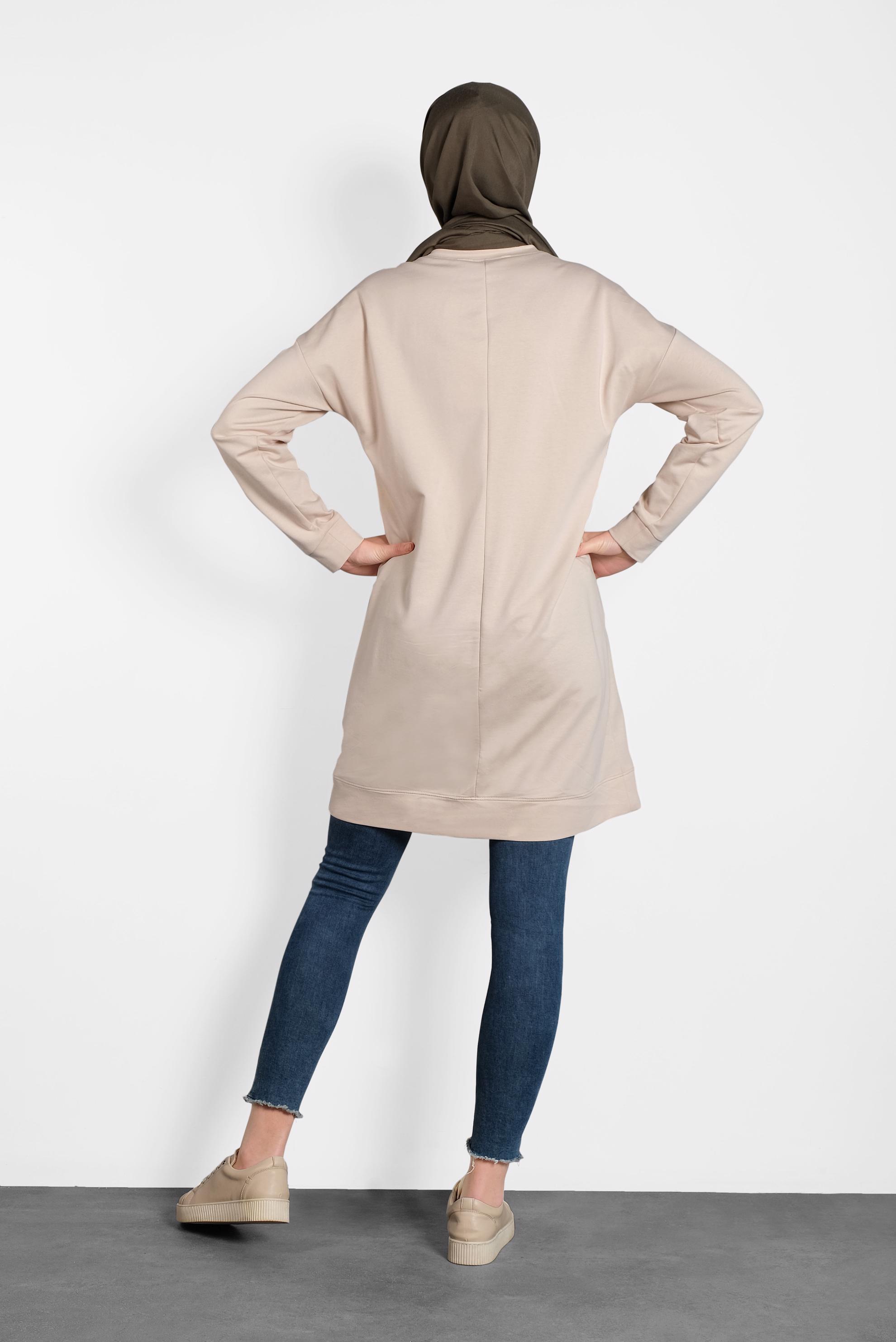 Tesettür giyim BEJ BASKI DETAYLI EŞOFMAN TUNİK 40159 