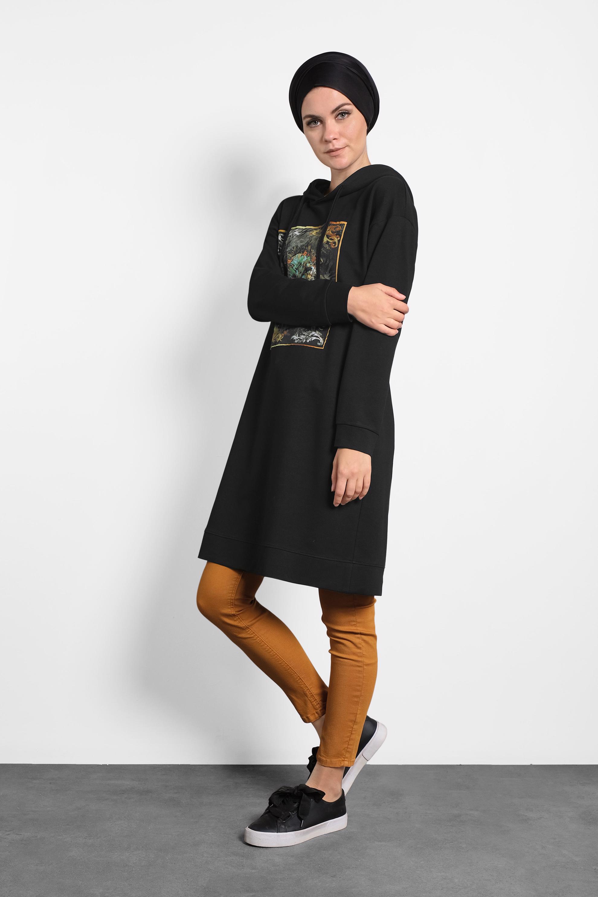 Tesettür giyim SİYAH DESENLİ PAMUKLU EŞOFMAN TUNİK 40160