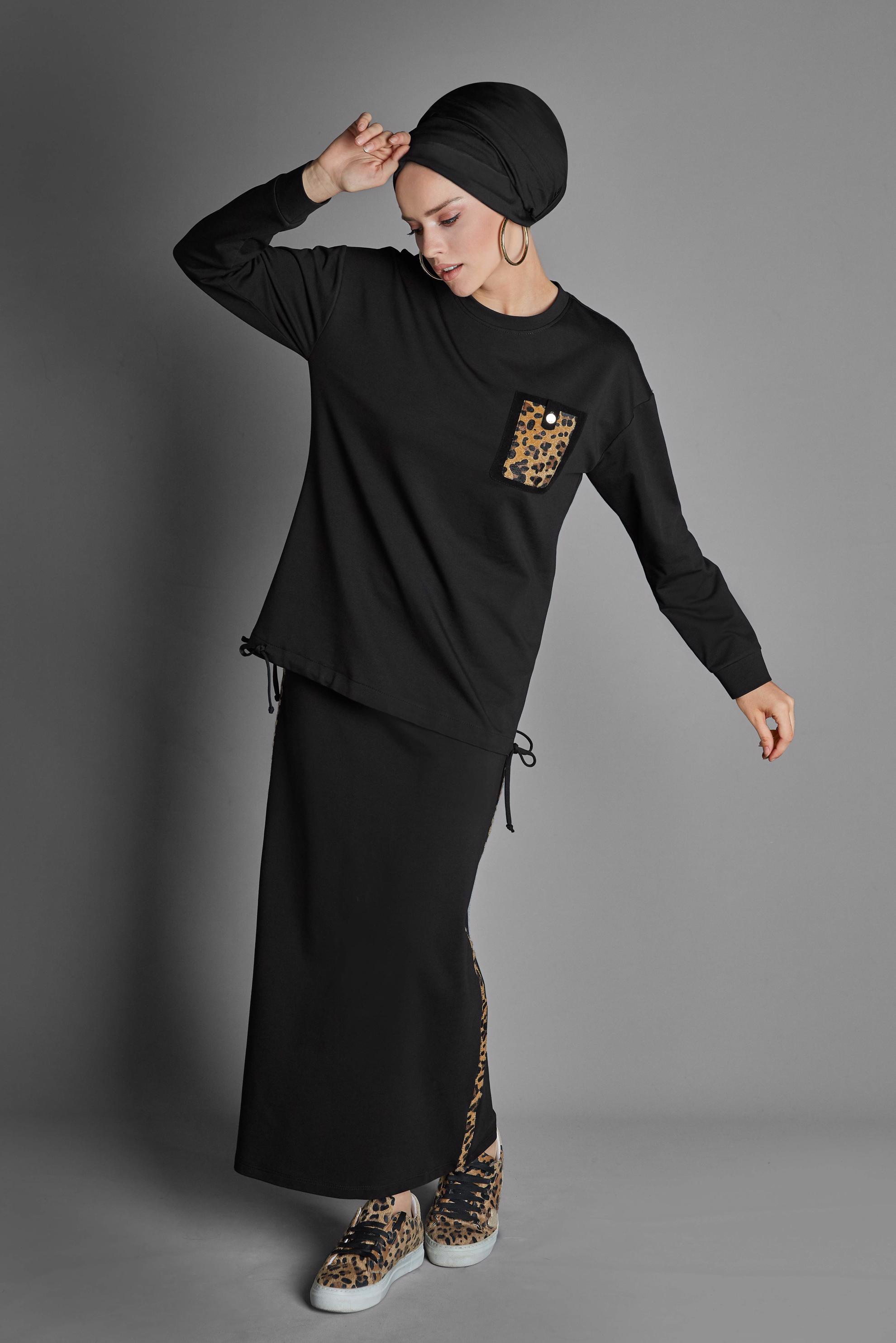 Hijab clothing BLACK ANIMAL PRINTED SKIRT SUIT 40228