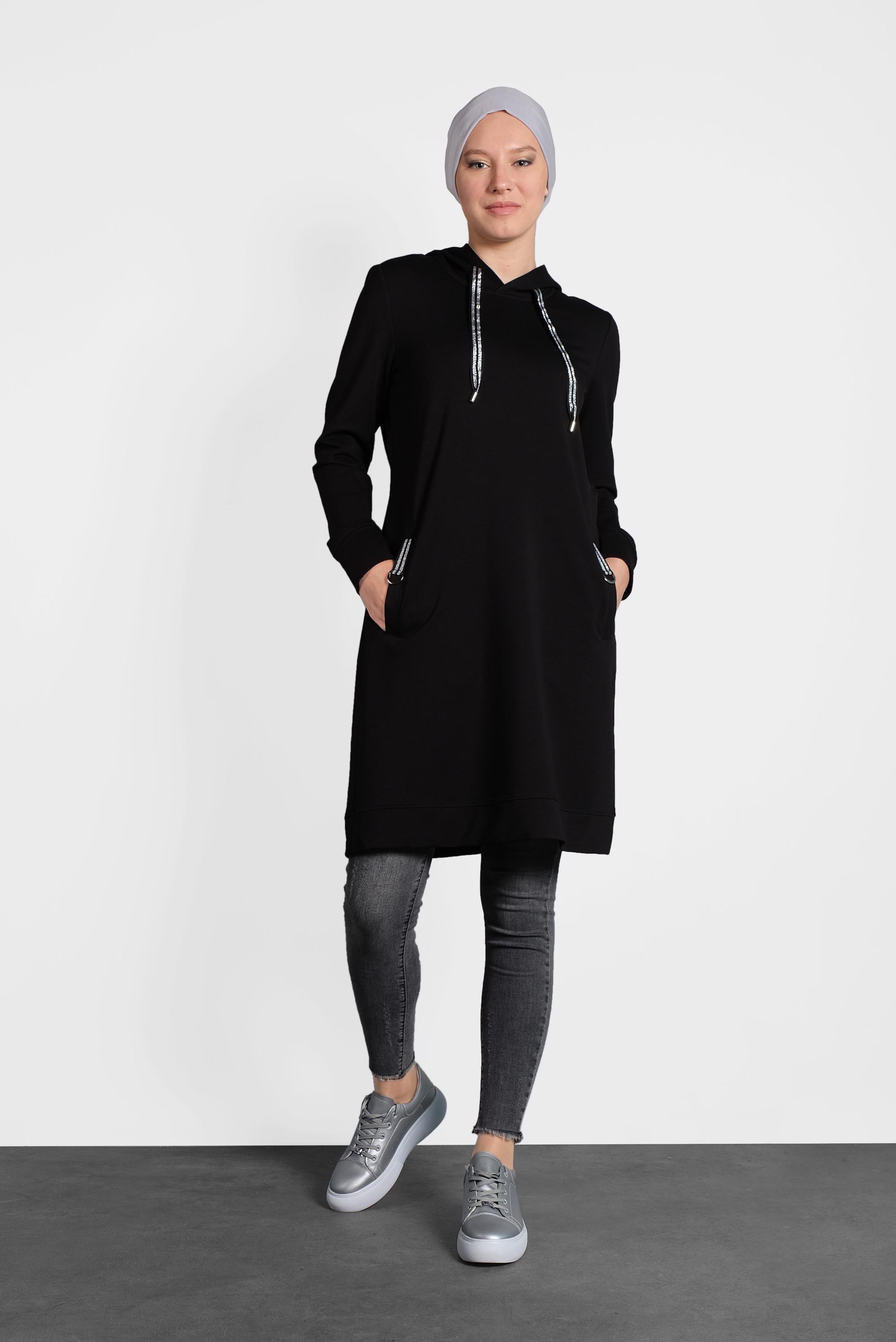 Tesettür giyim SİYAH SİMLİ BAĞCIKLI KAPÜŞONLU TUNİK 40275