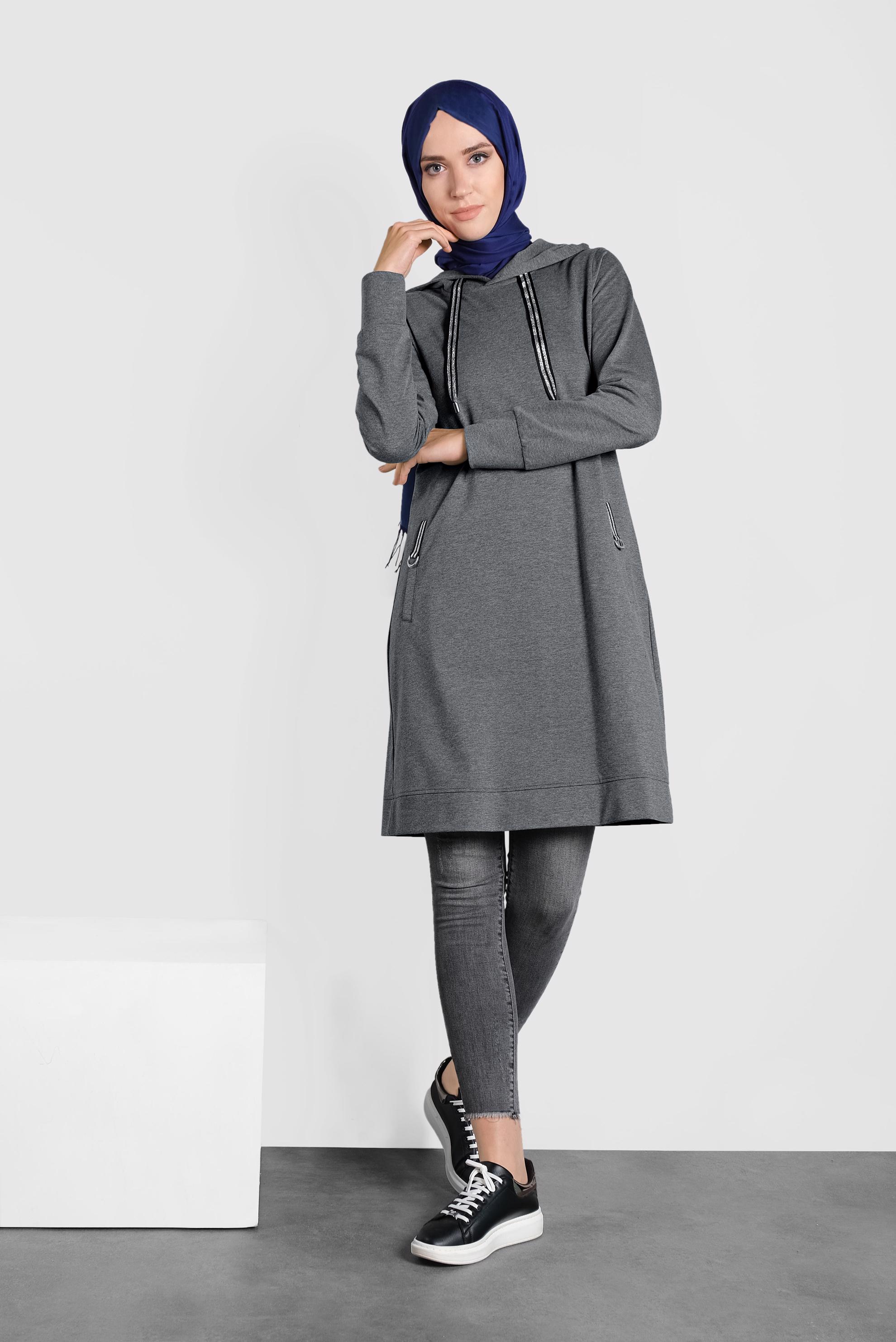 Tesettür giyim GRİ SİMLİ BAĞCIKLI KAPÜŞONLU TUNİK 40275