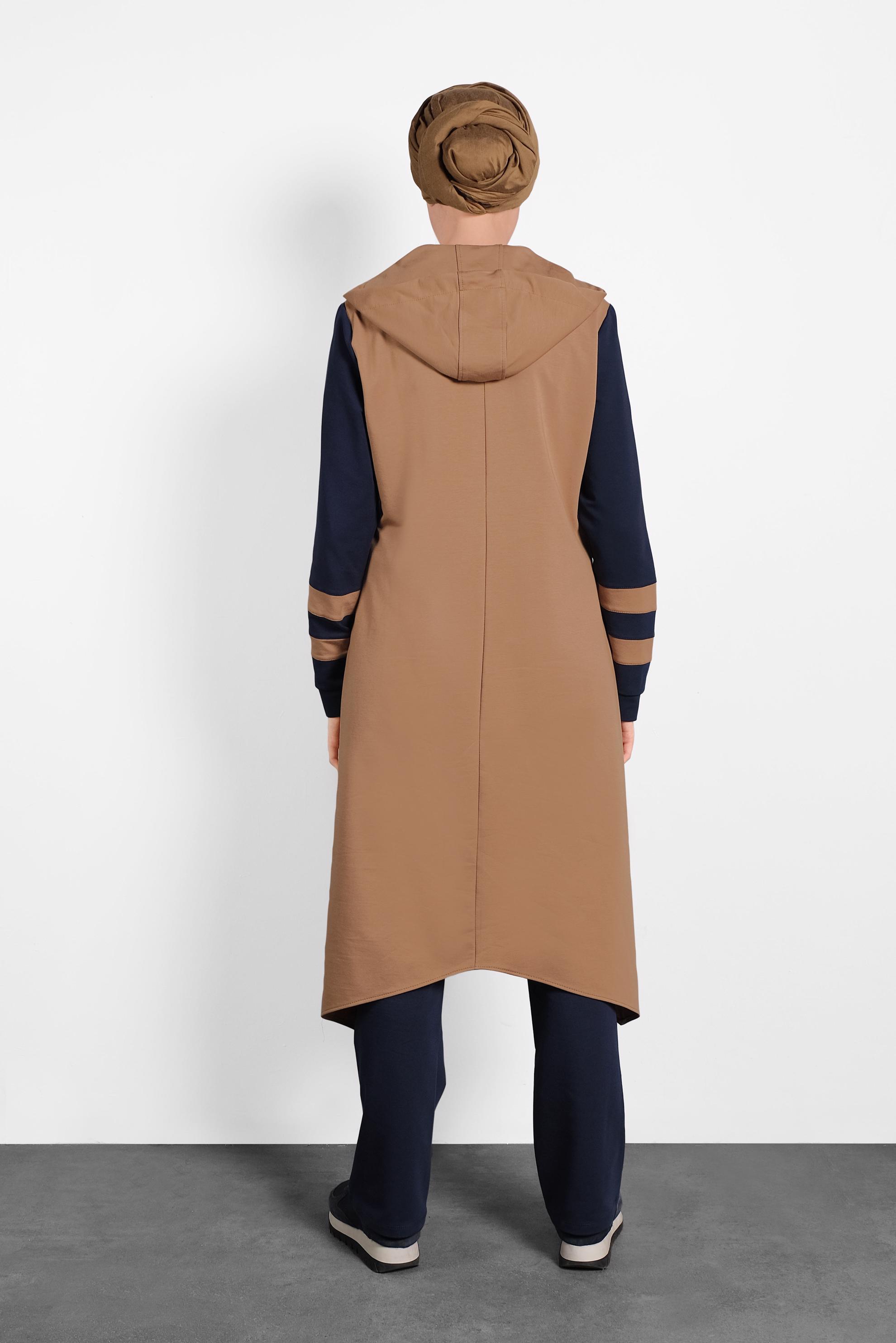 Vêtements hijab TABA SURVÊTEMENT À COUPE ASYMMÉTRIQUE 40294 